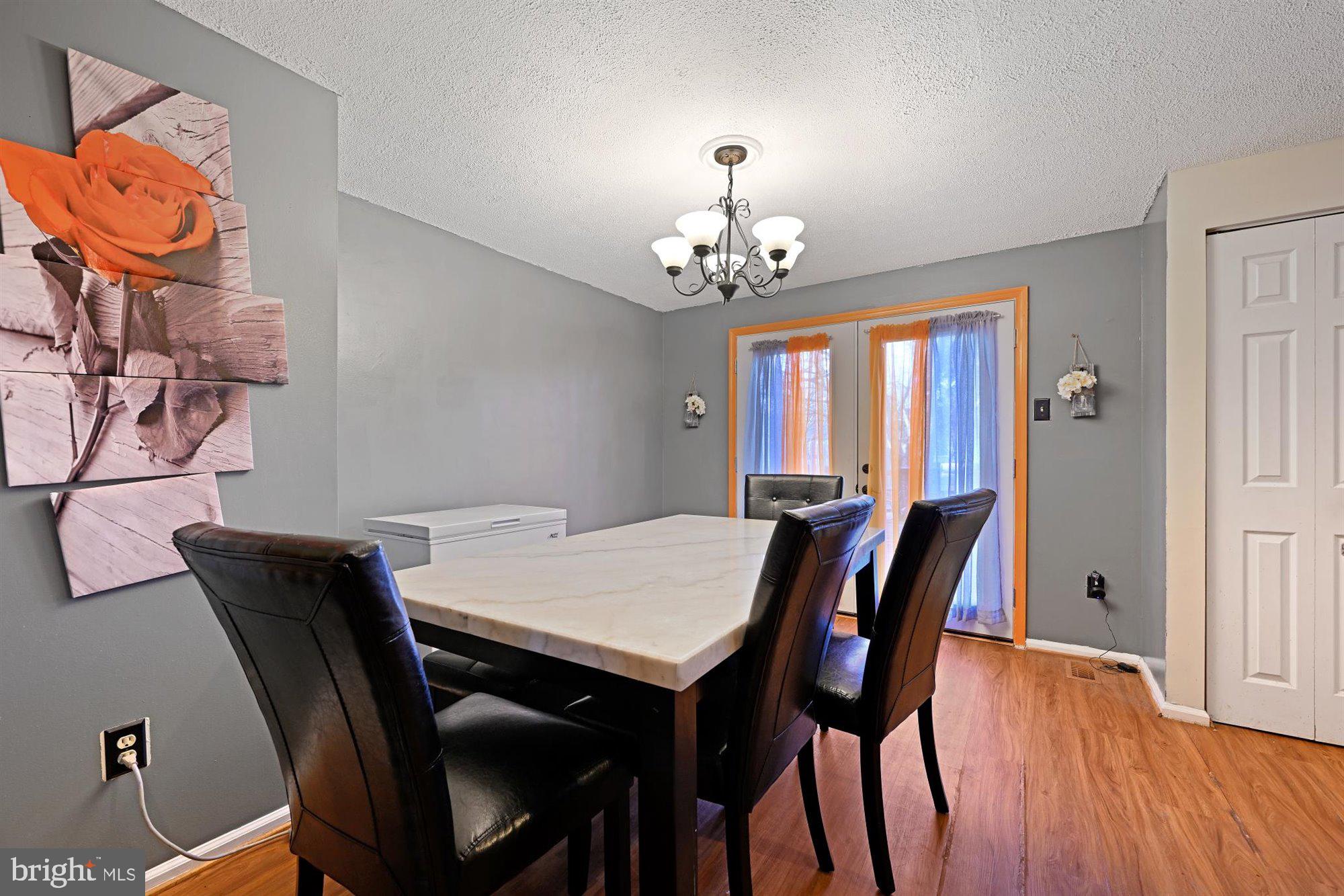 CROSBY HILL - Residential