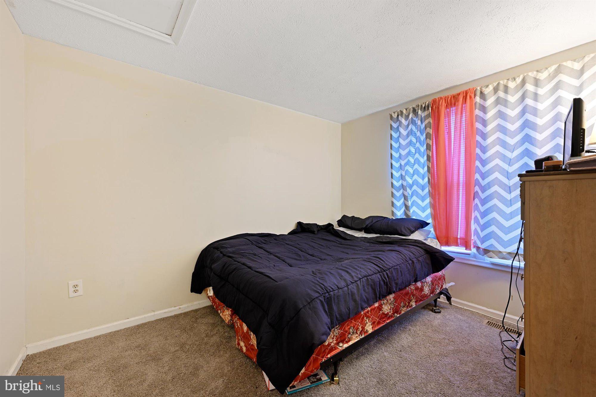 CROSBY HILL - Residential