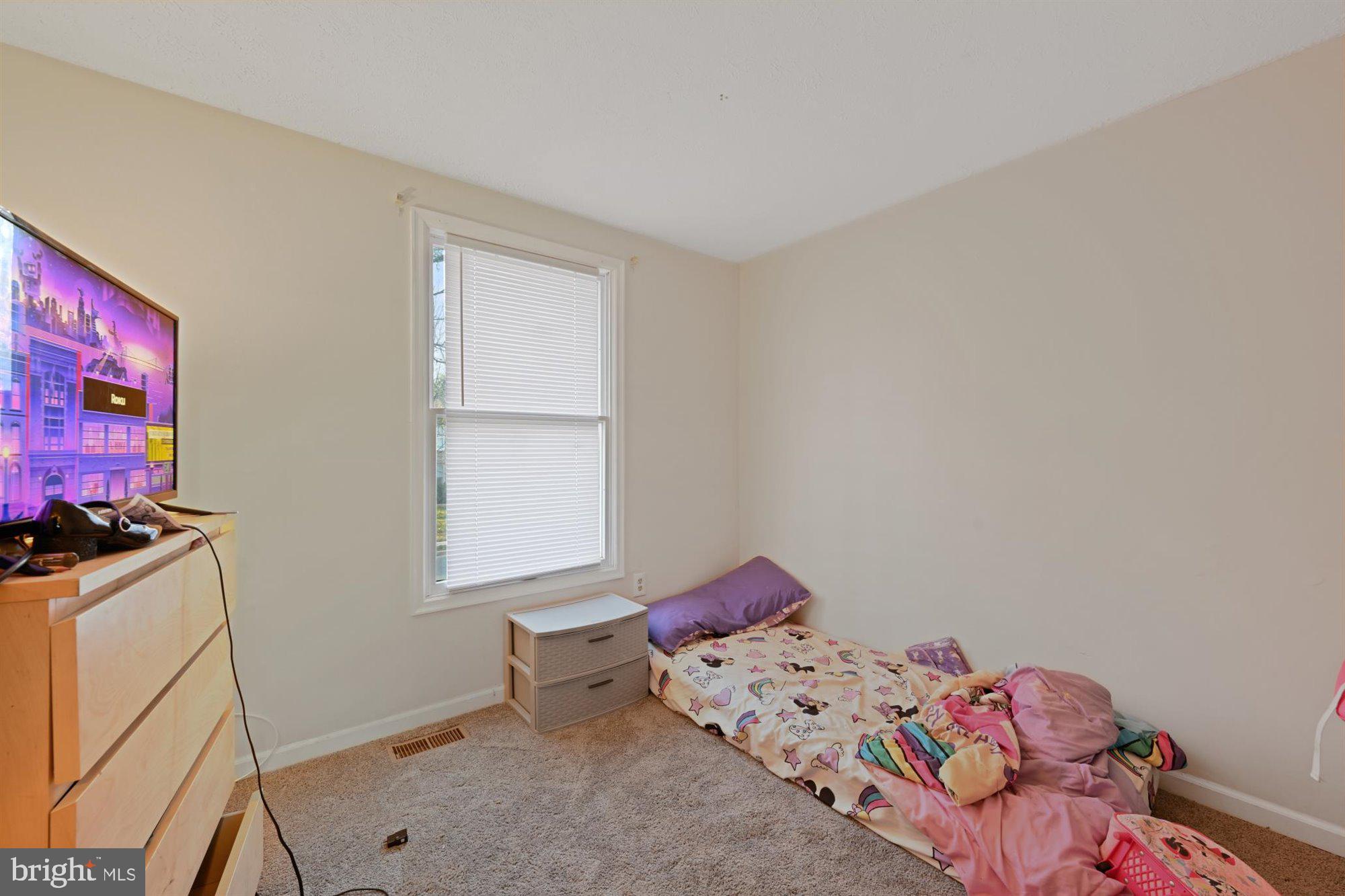 CROSBY HILL - Residential