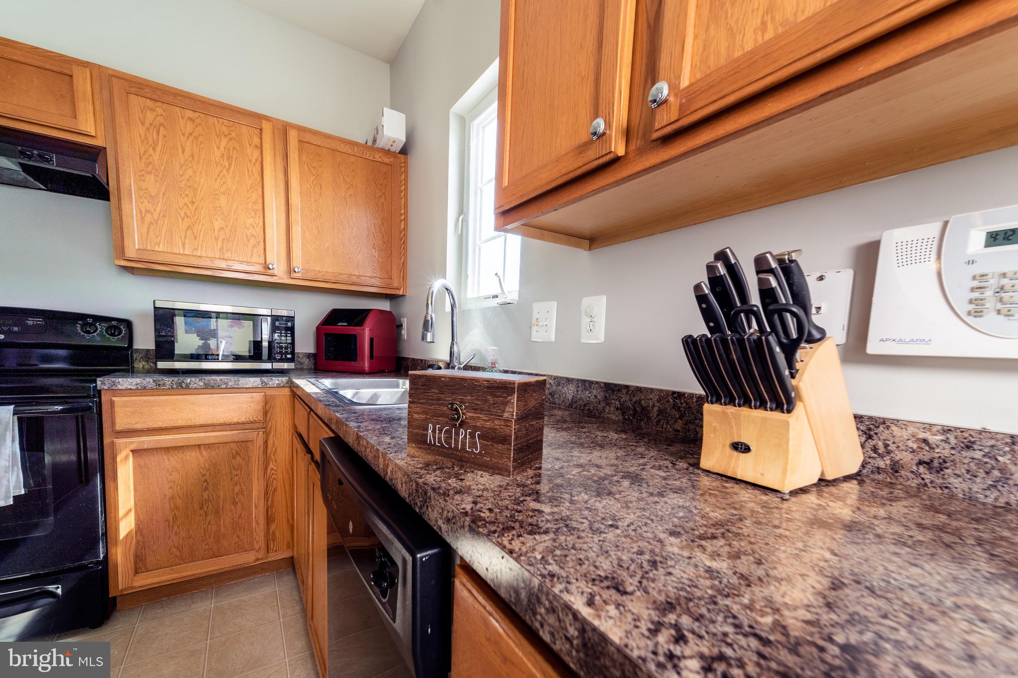 FAIRWAY VILLAGE TOWNS - Residential