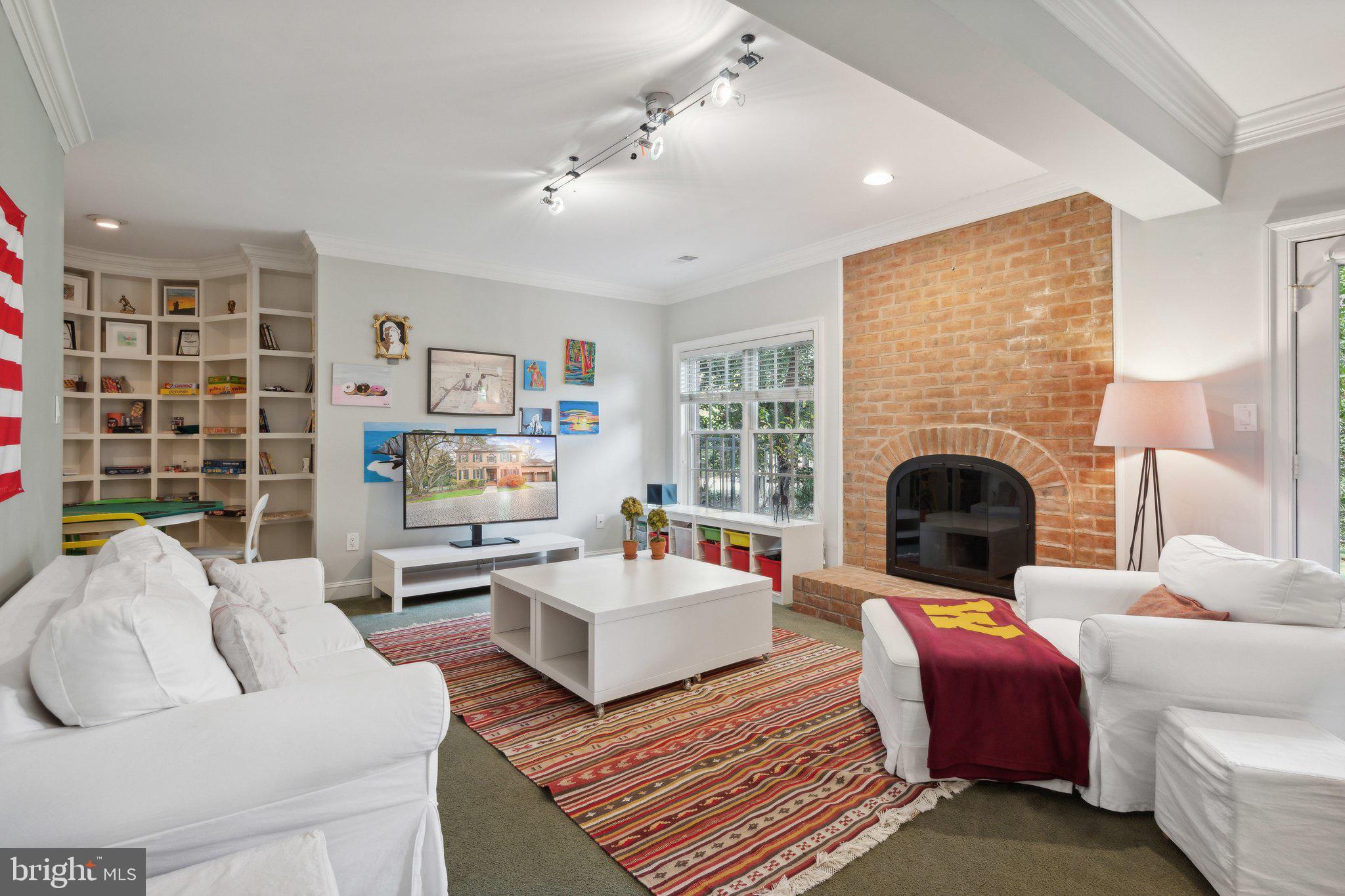 AVENEL - Residential