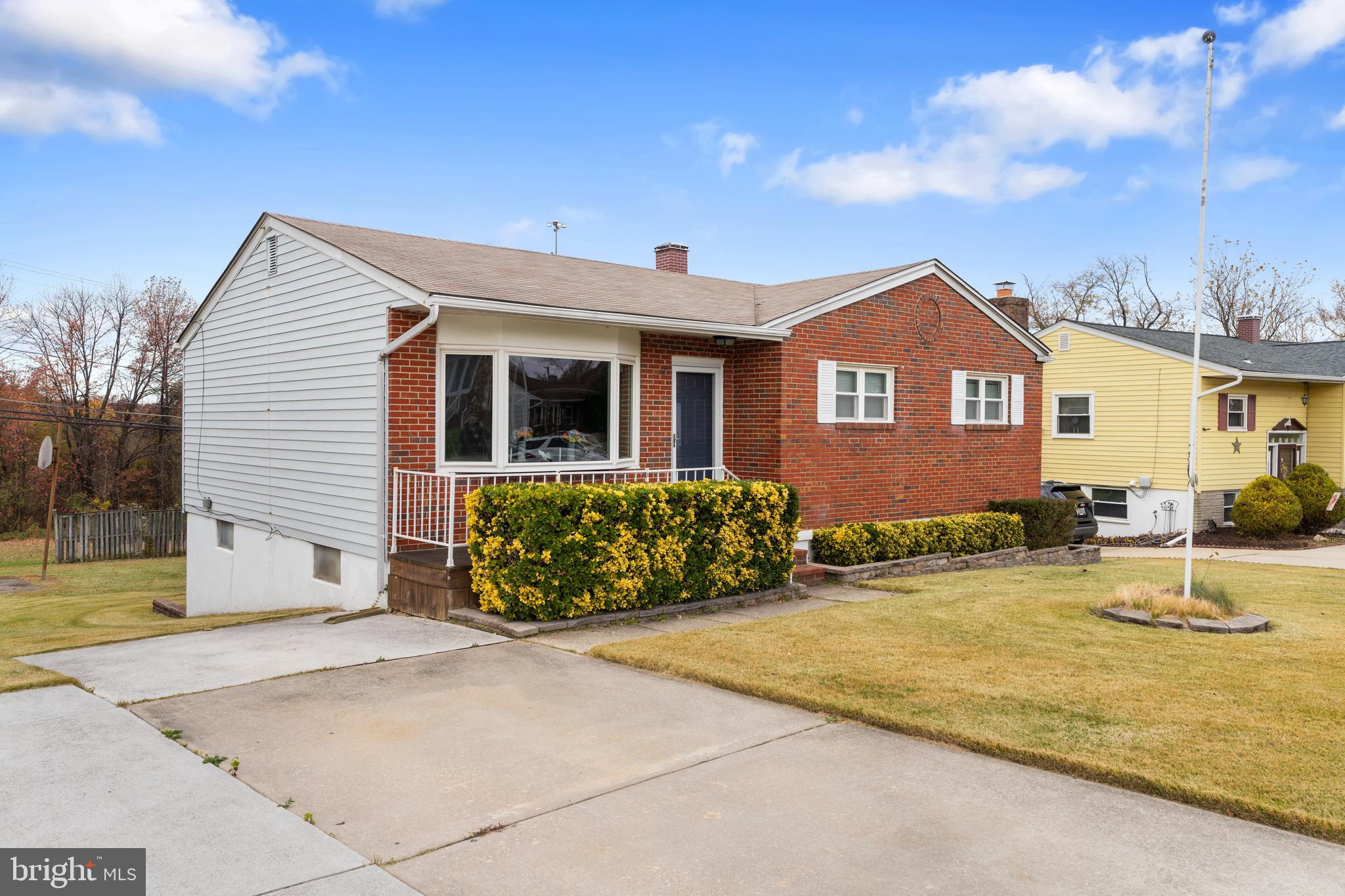 2316 HAMILTOWNE CIRCLE