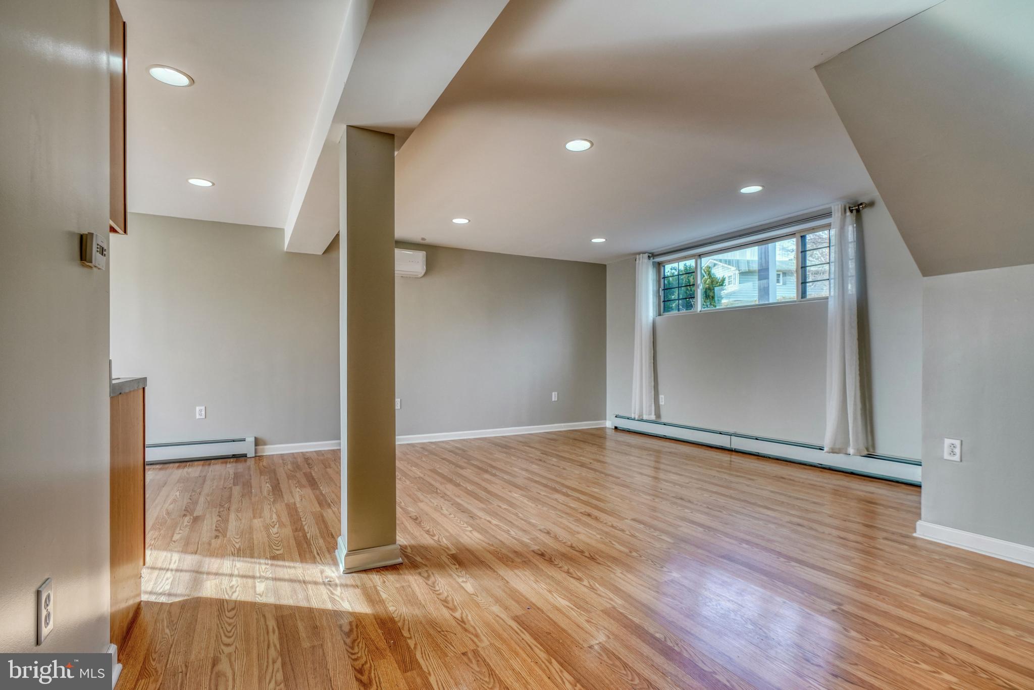 HIGH POINT - Residential Lease