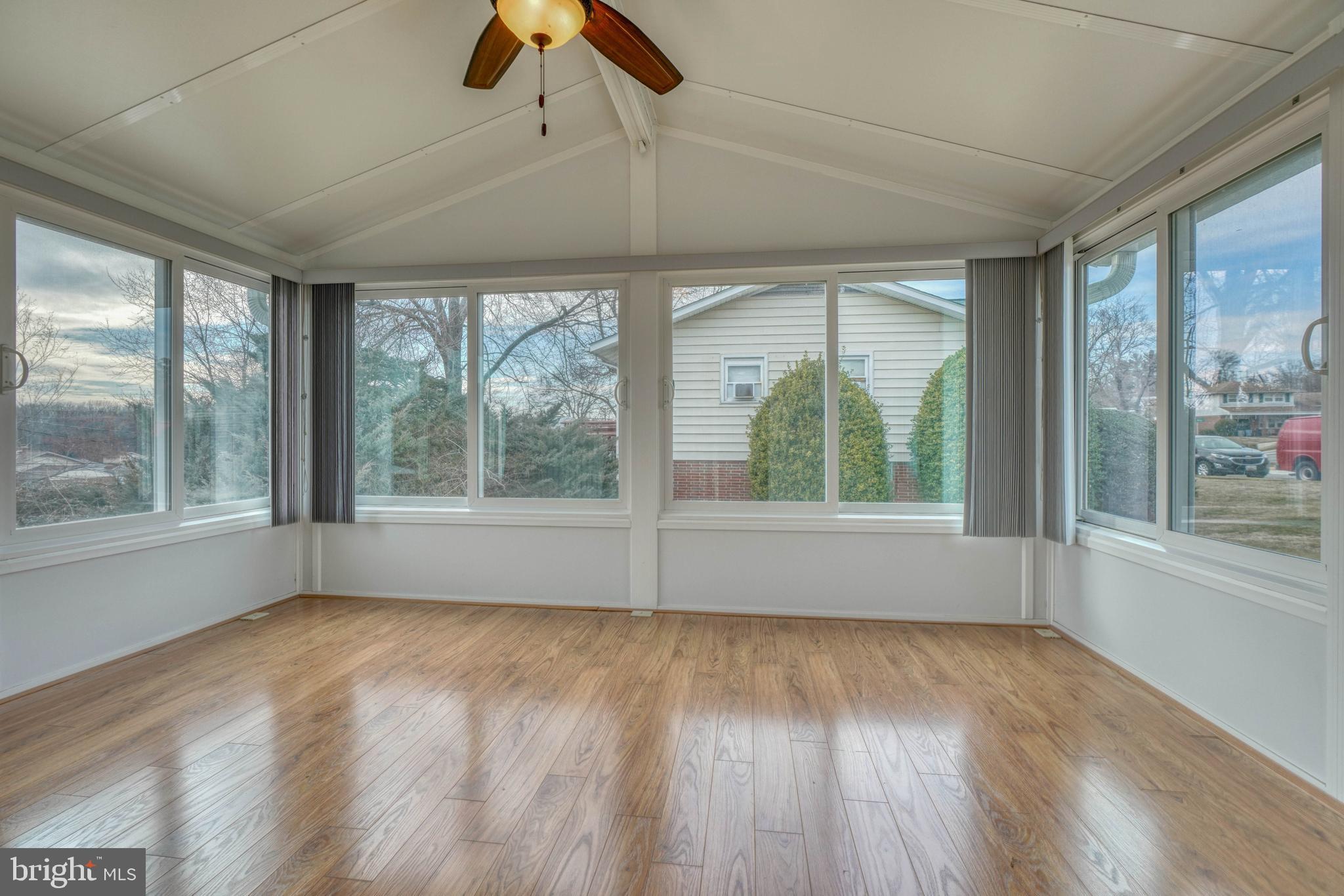 HIGH POINT - Residential Lease