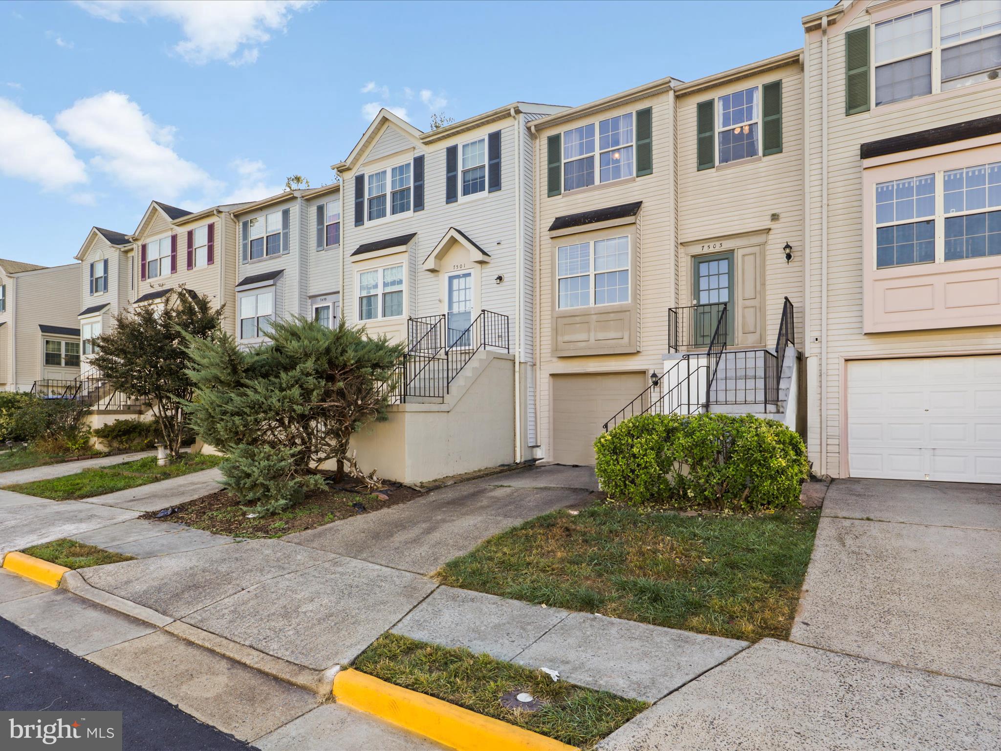 QUAIL HOLLOW - Residential