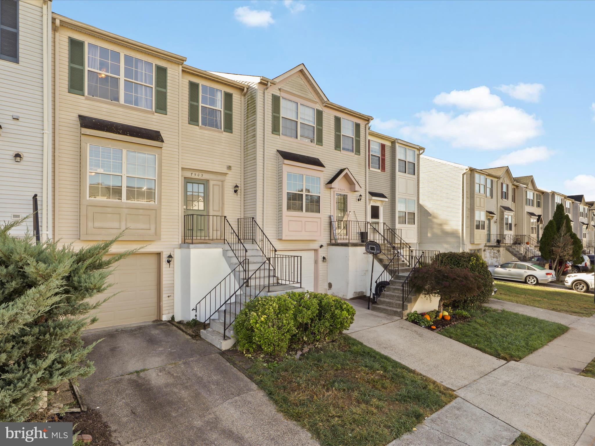 QUAIL HOLLOW - Residential