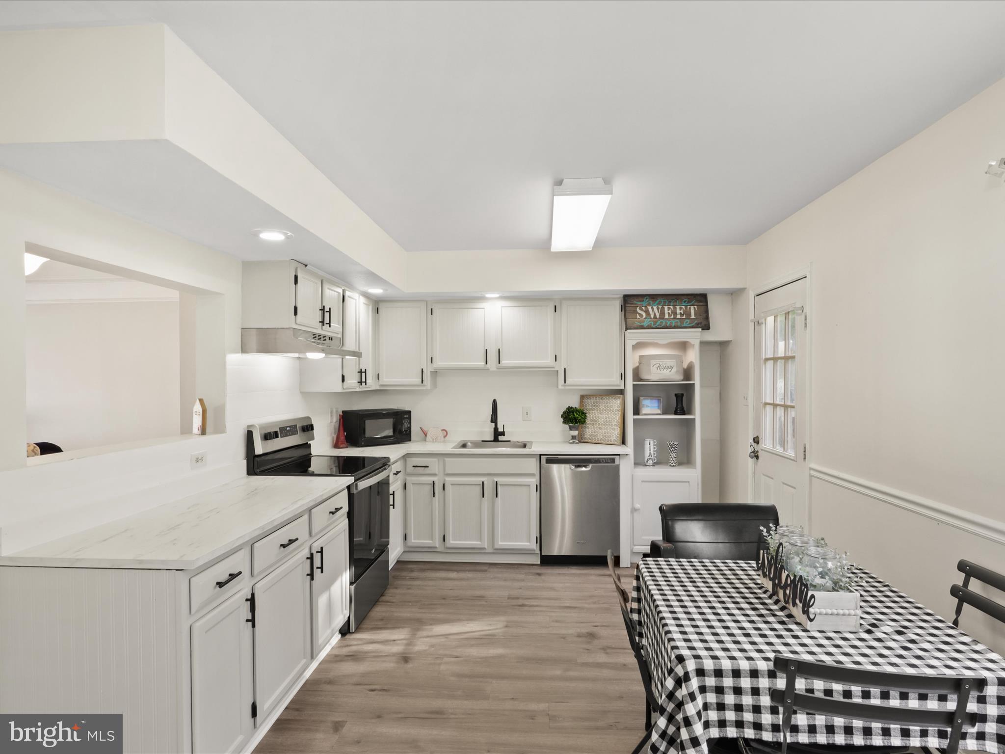 QUAIL HOLLOW - Residential