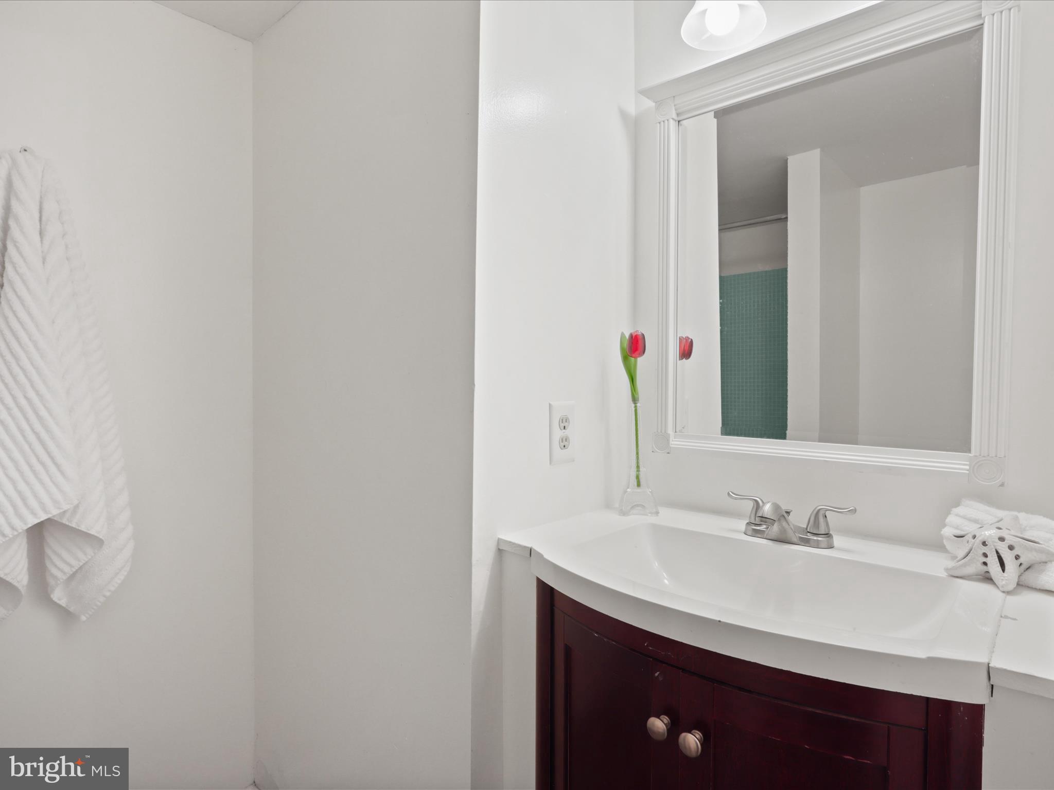 QUAIL HOLLOW - Residential