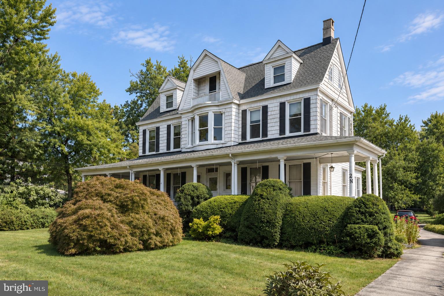 2 N BEECHWOOD AVENUE