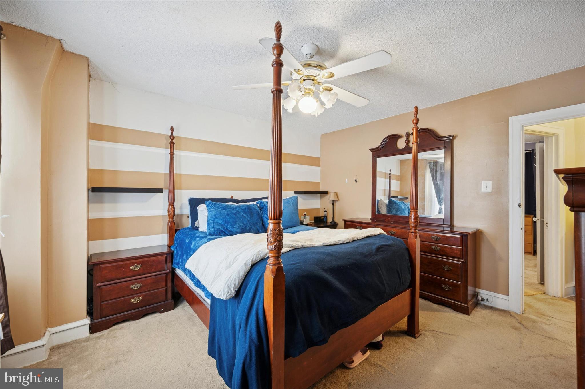 WEST OAK LANE - Residential