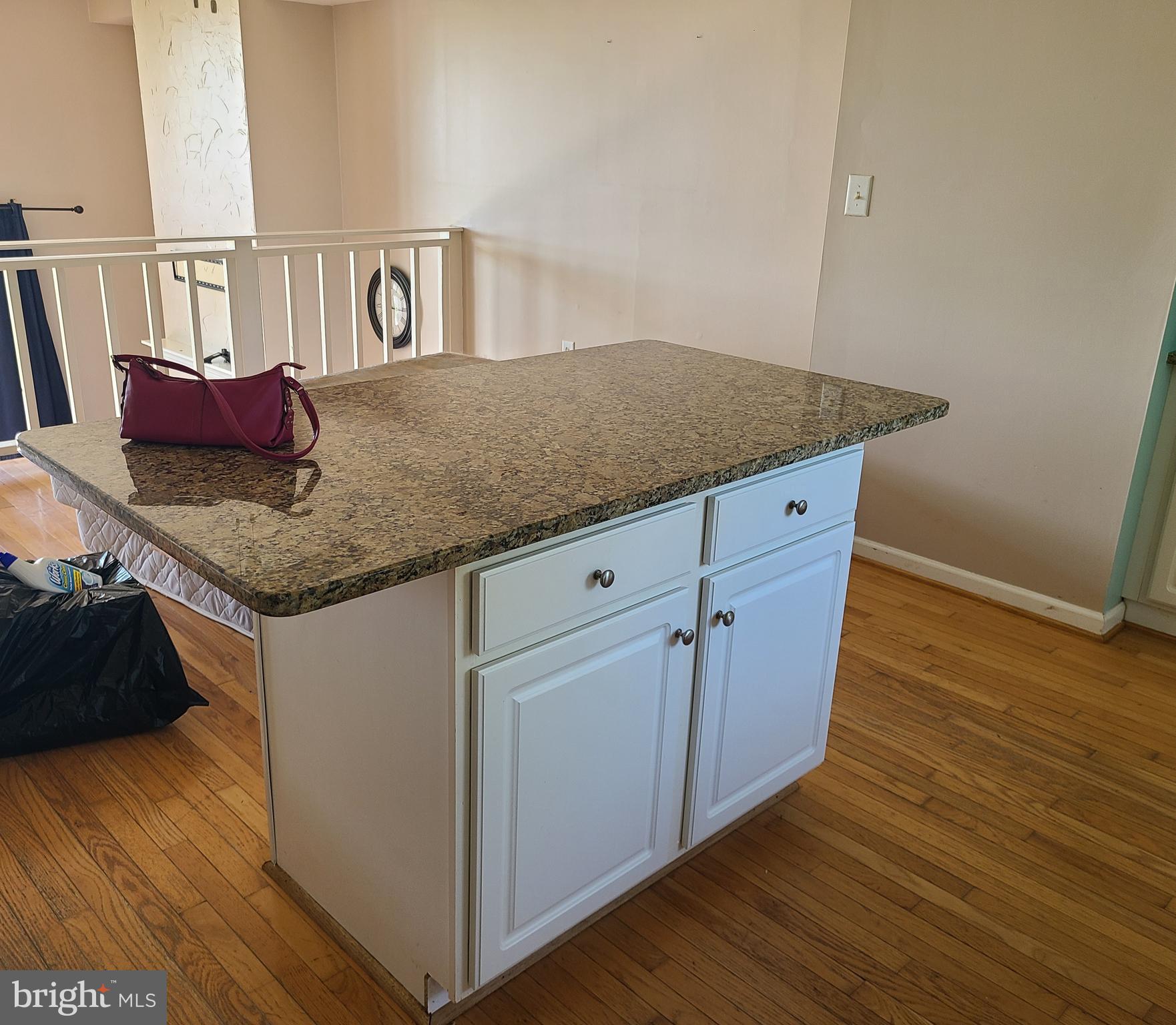 SUNSET HARBOR - Residential