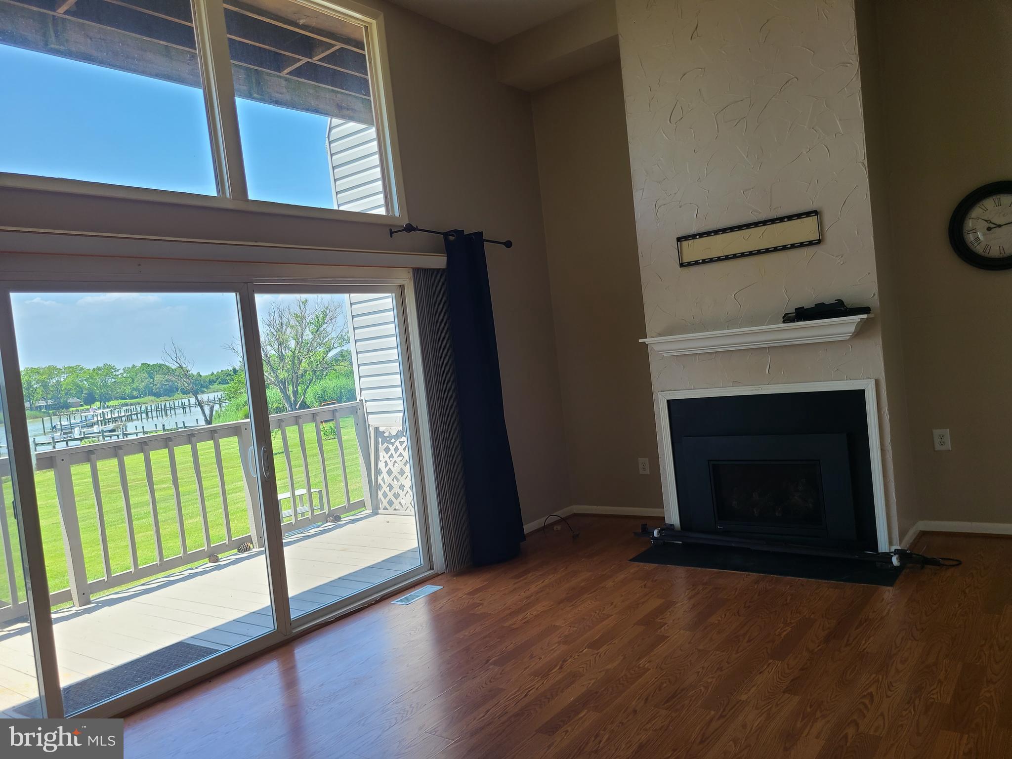 SUNSET HARBOR - Residential