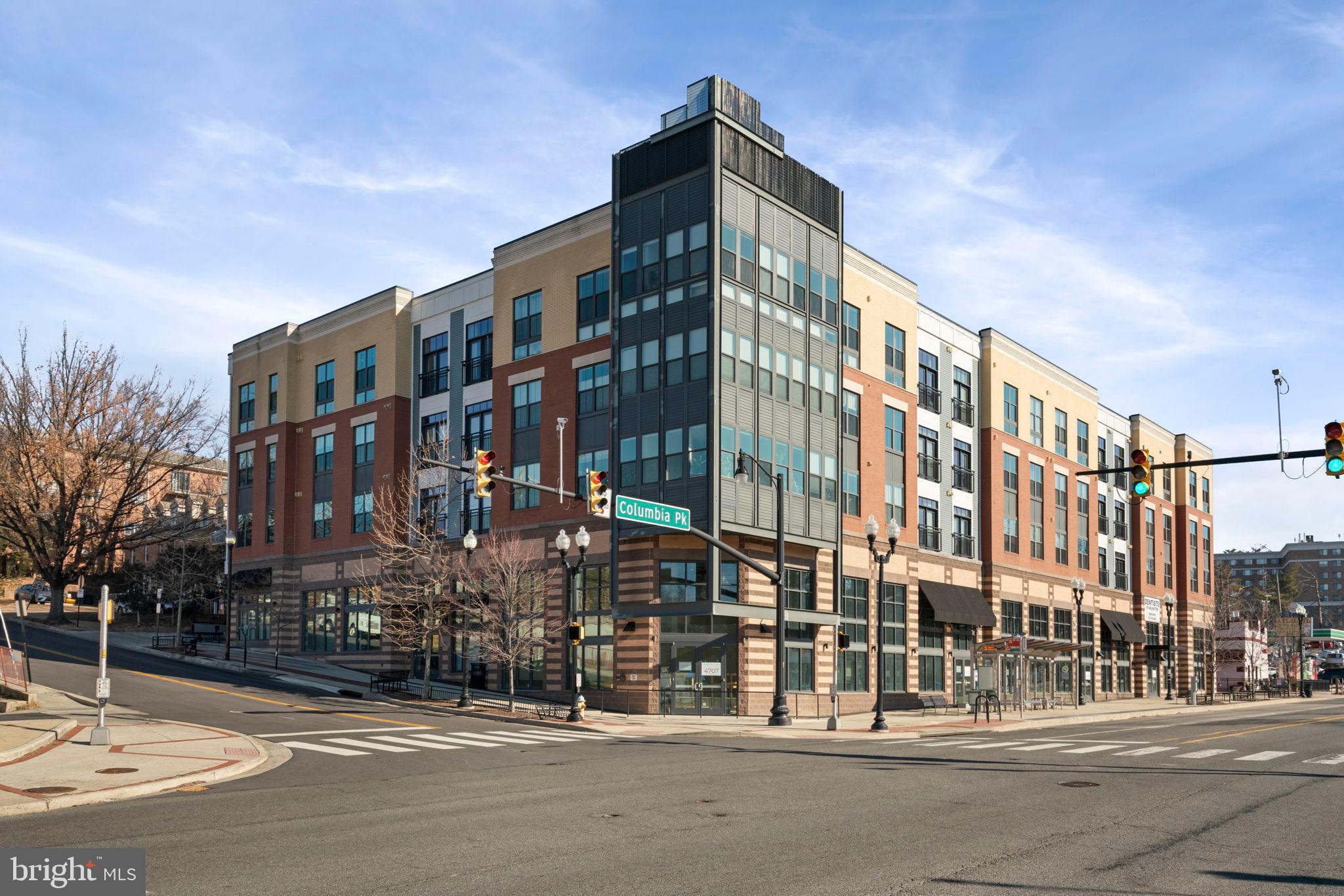 989 S BUCHANAN STREET 423