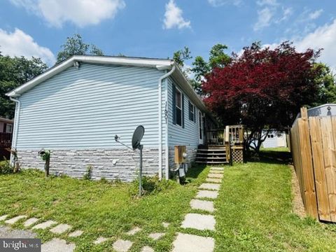 Homes For Sale - 11901 Heather Drive<br/> HAGERSTOWN, MD 21740