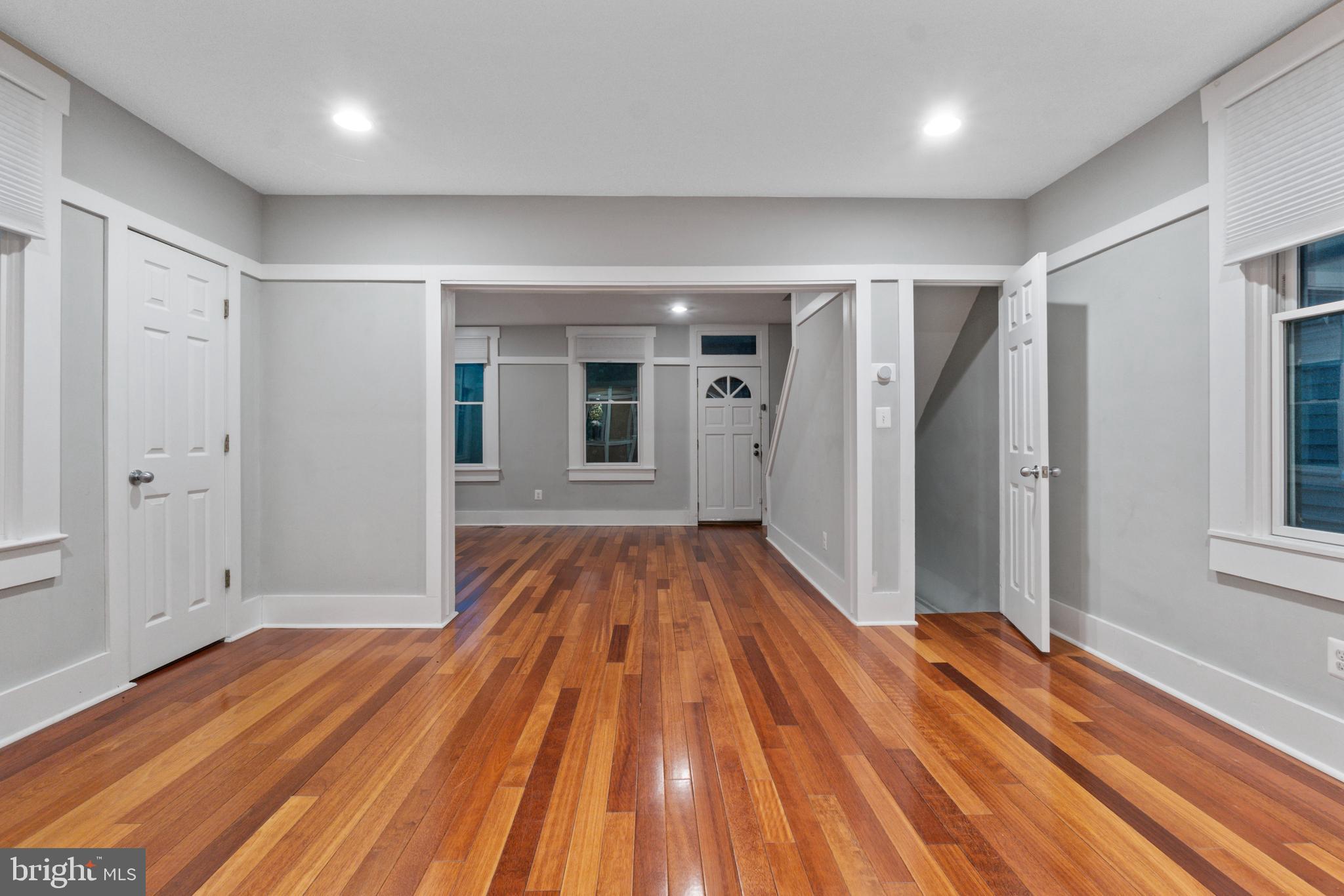 MOUNT WASHINGTON - Residential Lease