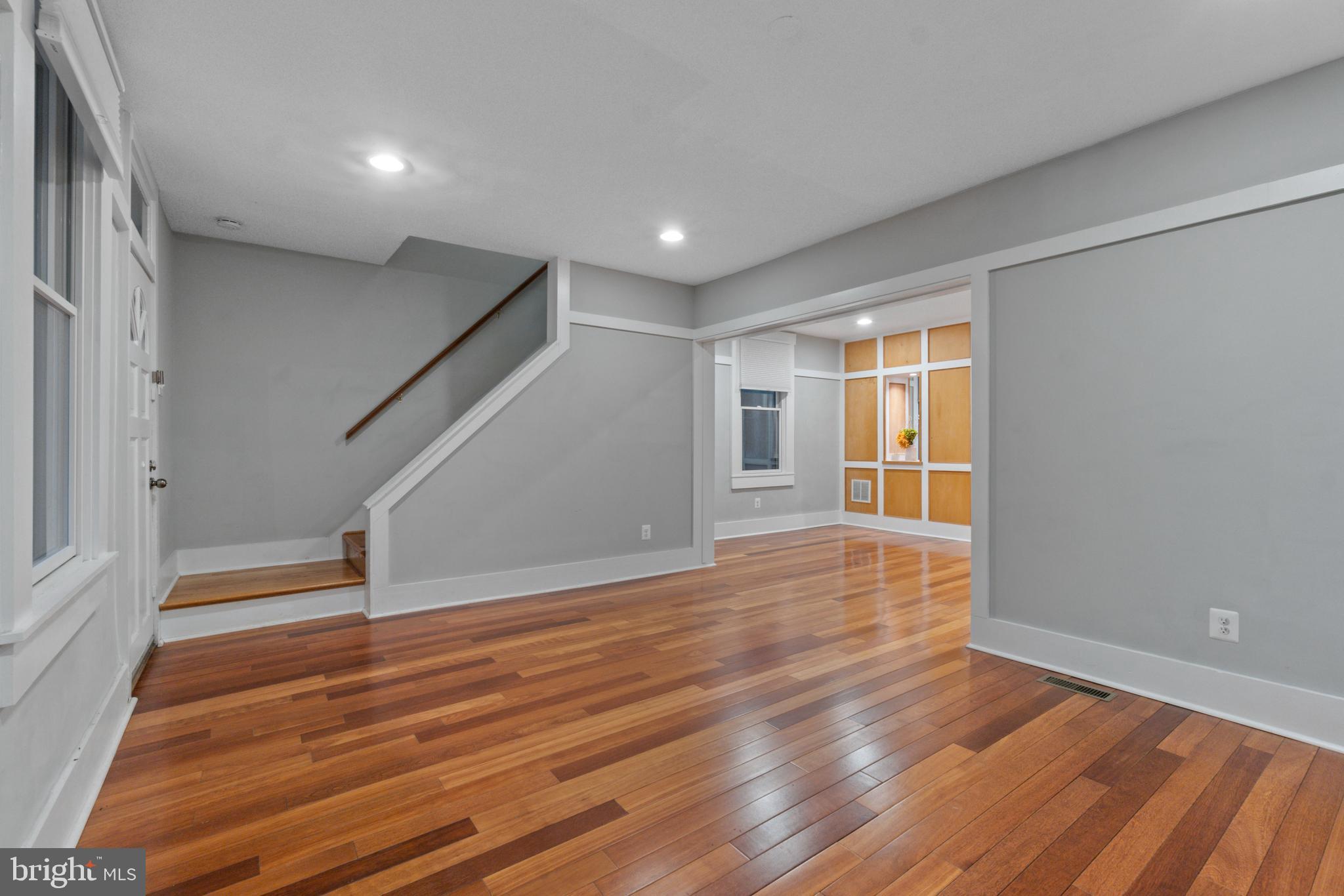 MOUNT WASHINGTON - Residential Lease