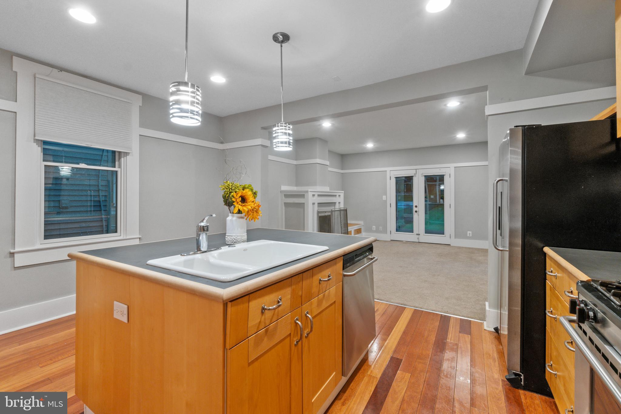 MOUNT WASHINGTON - Residential Lease