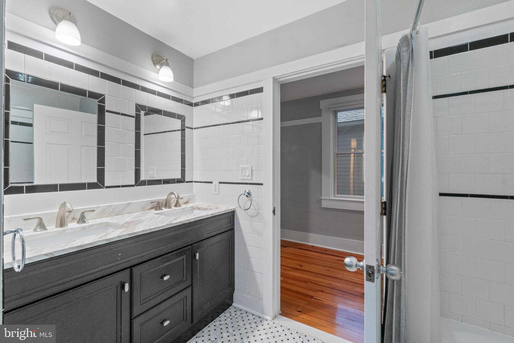 MOUNT WASHINGTON - Residential Lease
