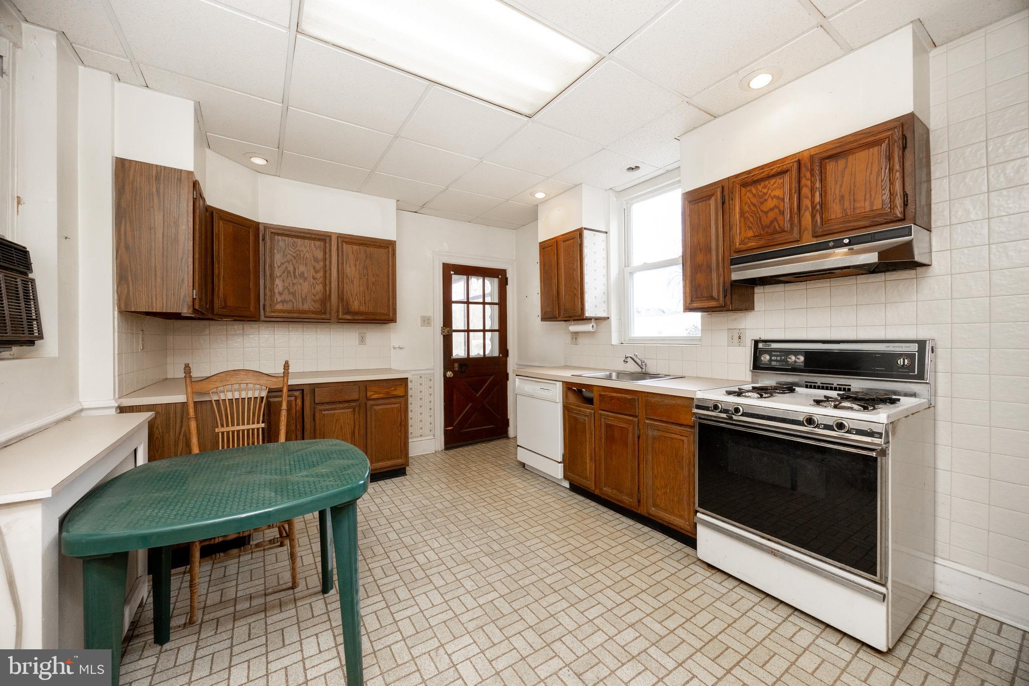 RIDLEY PARK - Residential