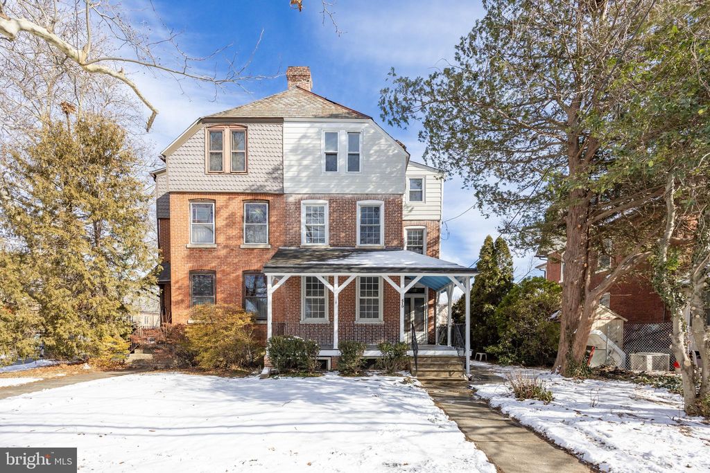 Photo of 419 N Swarthmore Avenue, RIDLEY PARK, PA 19078 (MLS # PADE2107044)