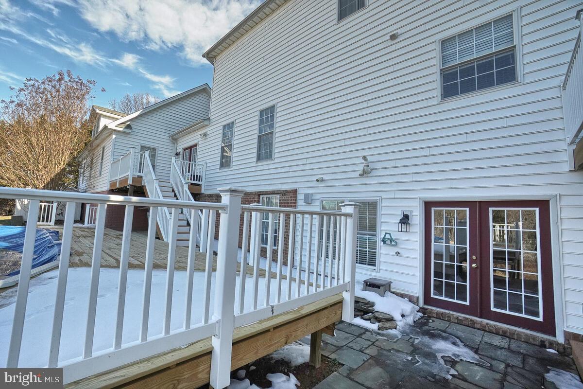 STONELAKE - Residential