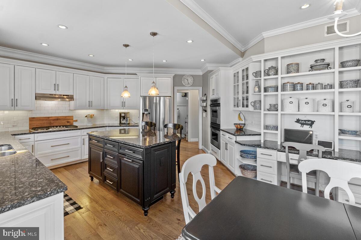 STONELAKE - Residential