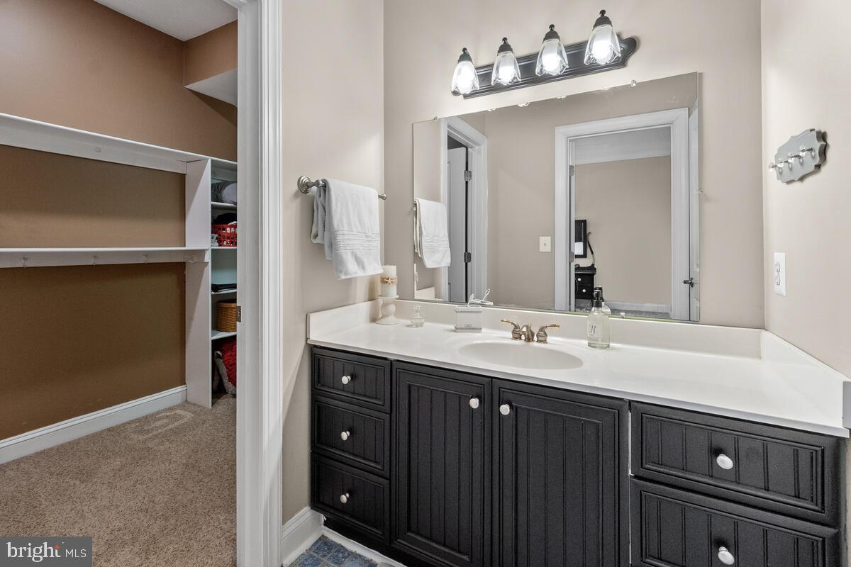 STONELAKE - Residential