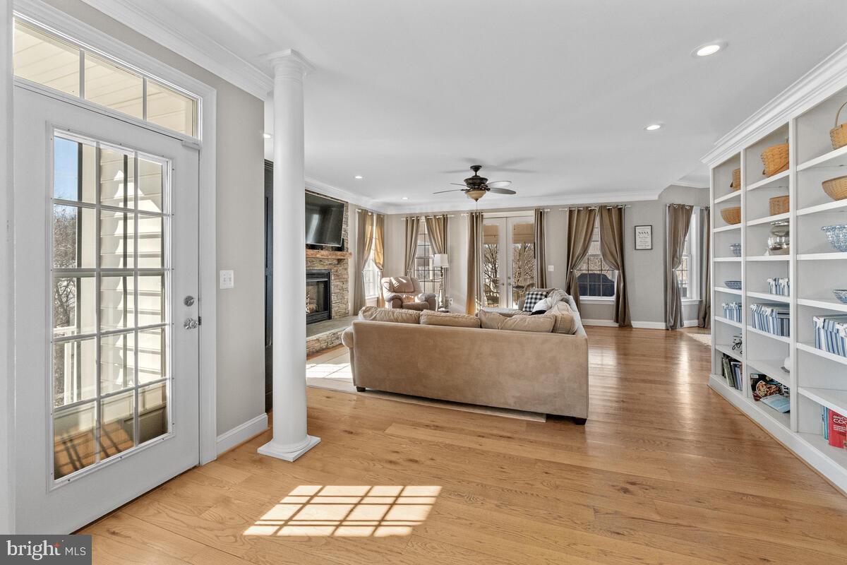 STONELAKE - Residential