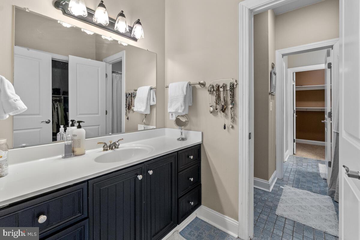 STONELAKE - Residential