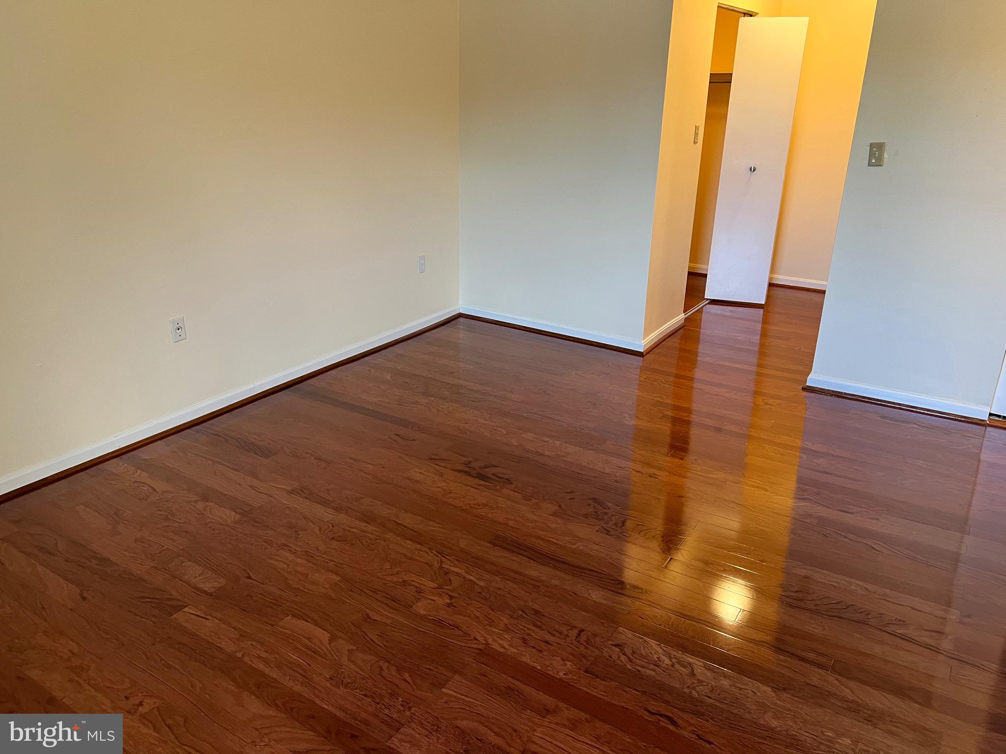 GREENBRIAR - Residential Lease