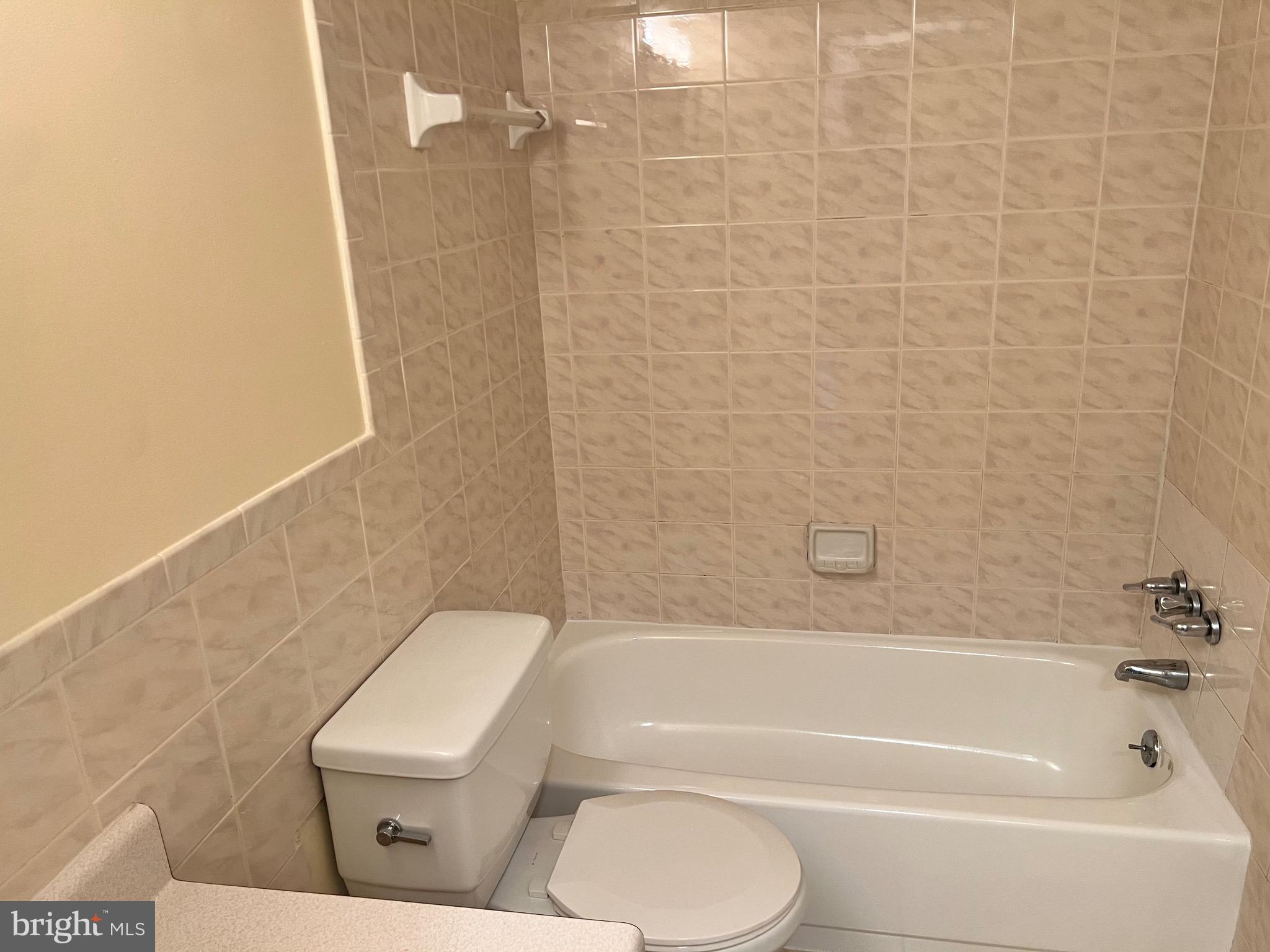 GREENBRIAR - Residential Lease