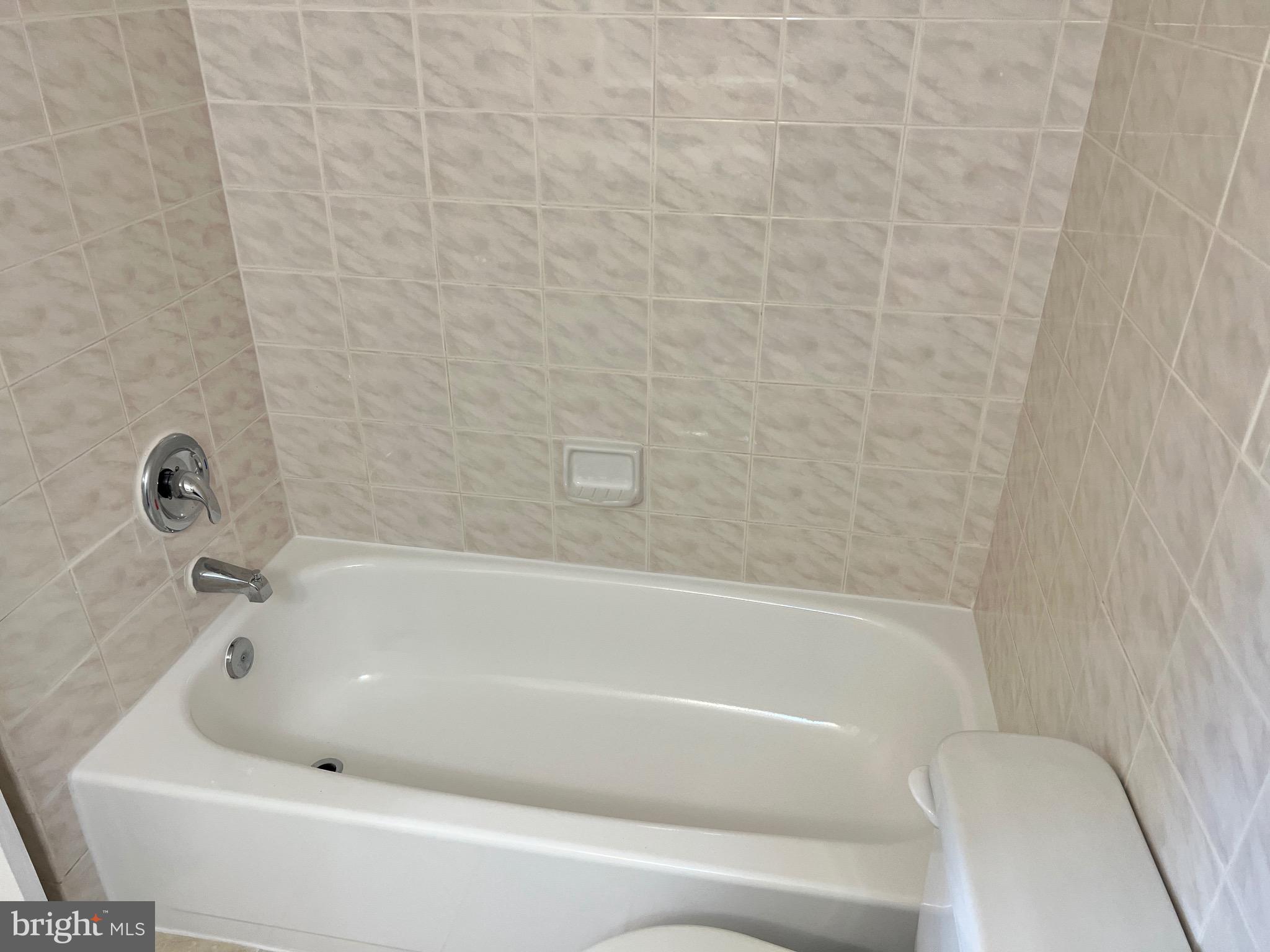 GREENBRIAR - Residential Lease