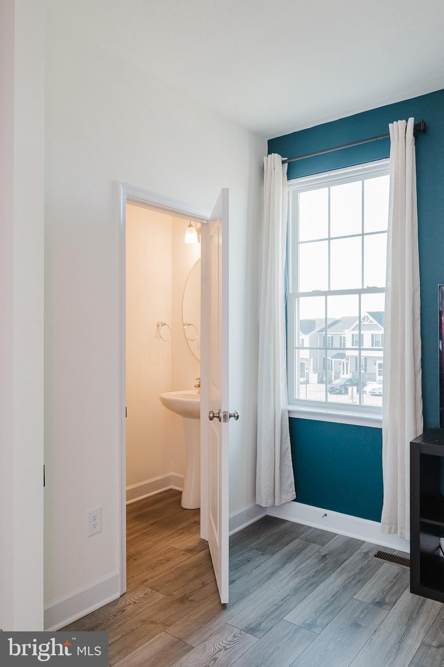 HOMESTEAD ACRES - Residential