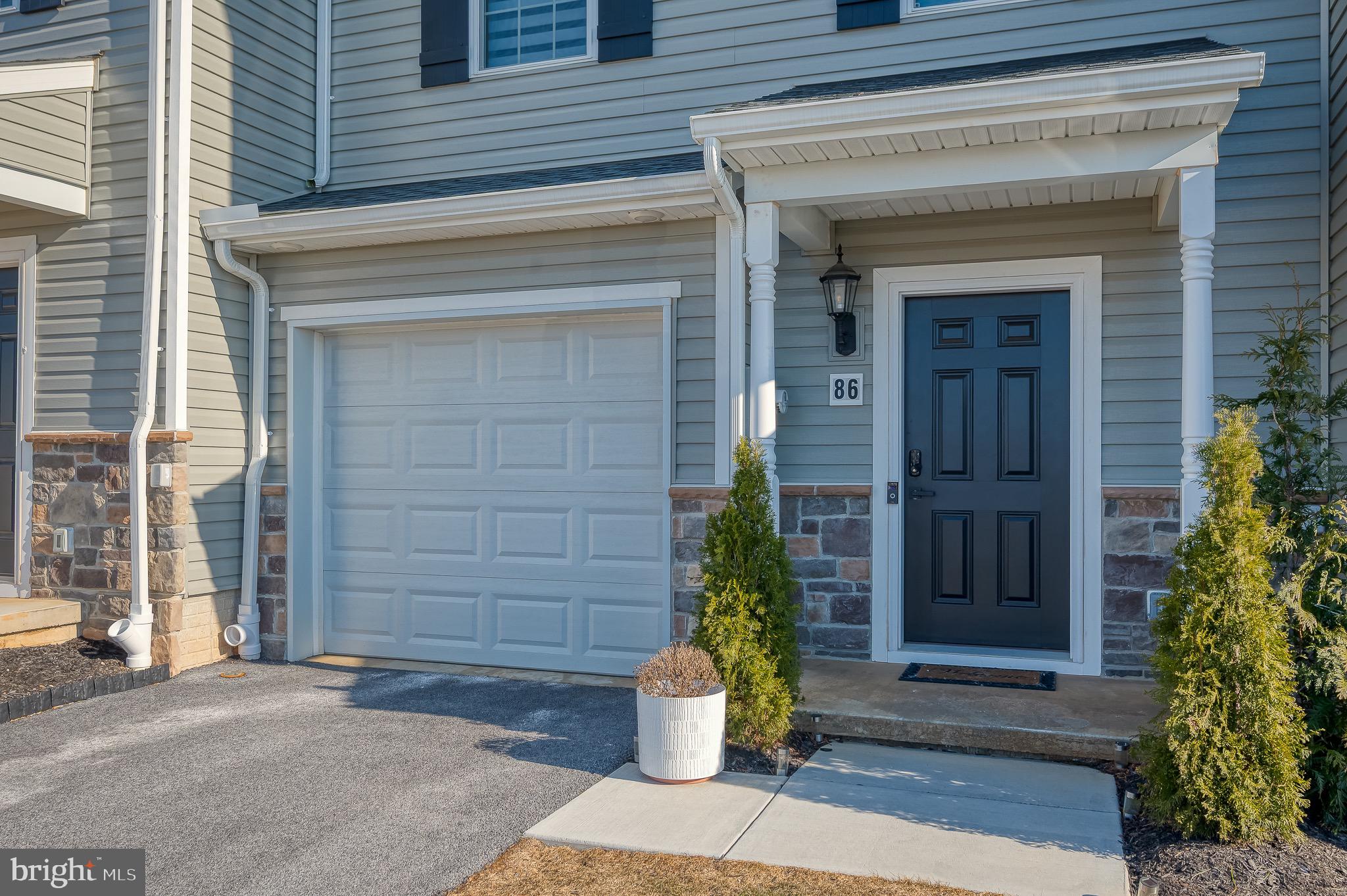 HOMESTEAD ACRES - Residential