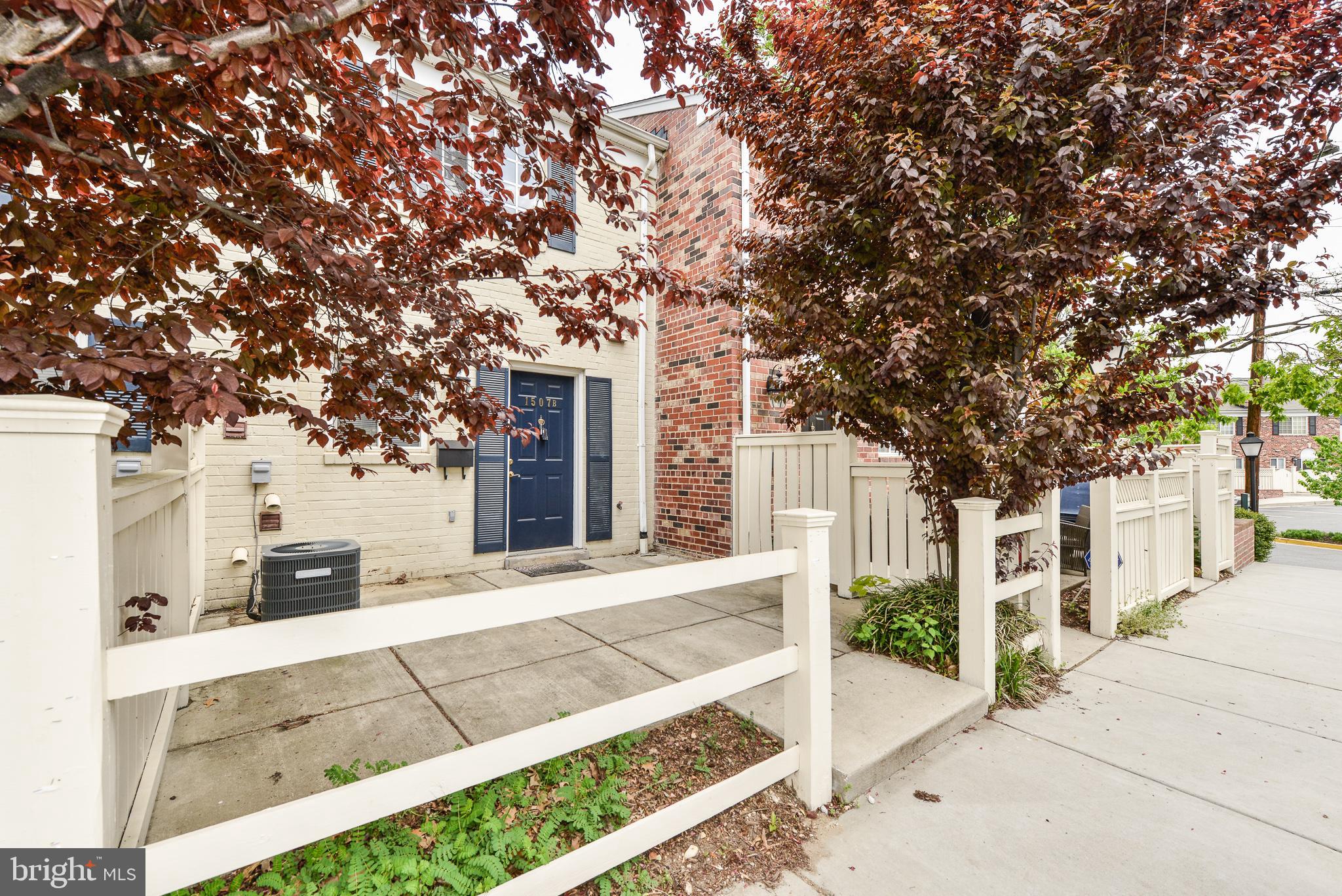 PARKSIDE AT ALEXANDRIA - Residential Lease