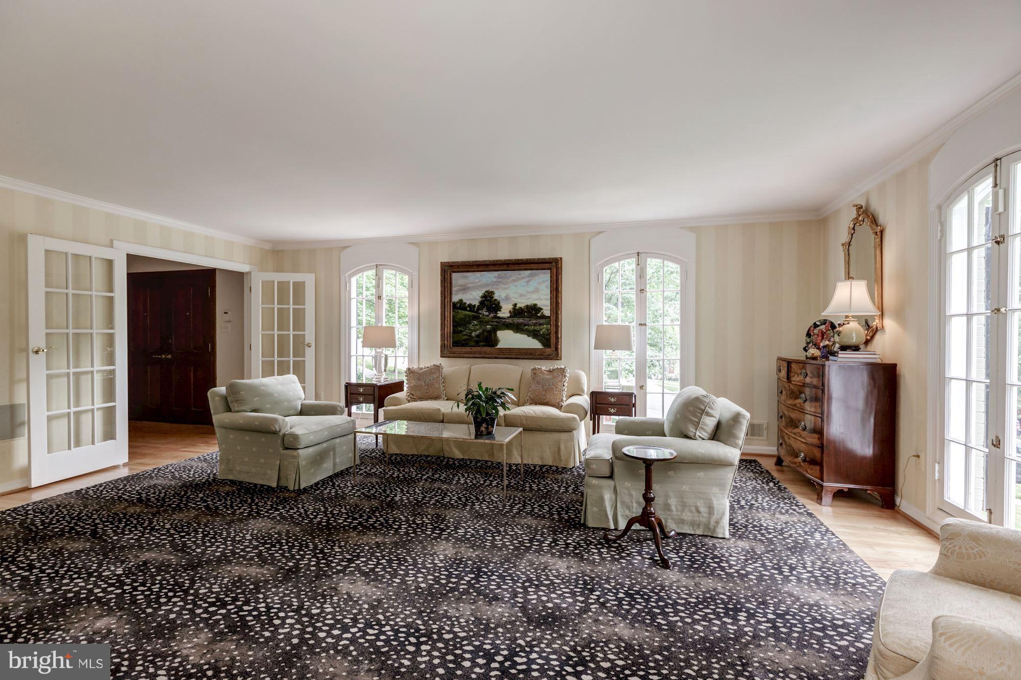 CHAIN BRIDGE FOREST - Residential