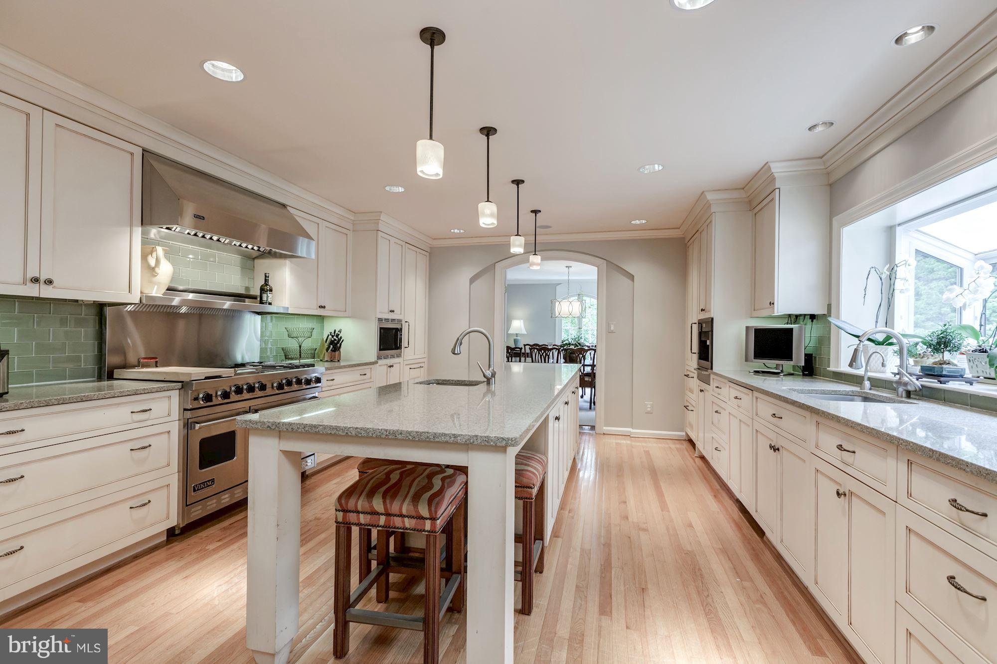 CHAIN BRIDGE FOREST - Residential