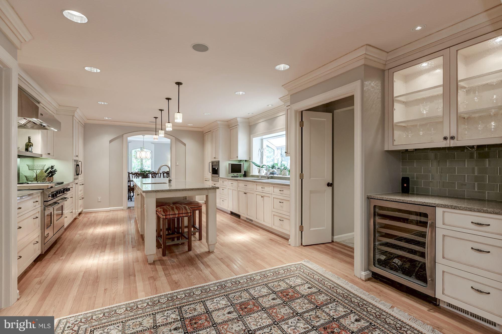 CHAIN BRIDGE FOREST - Residential