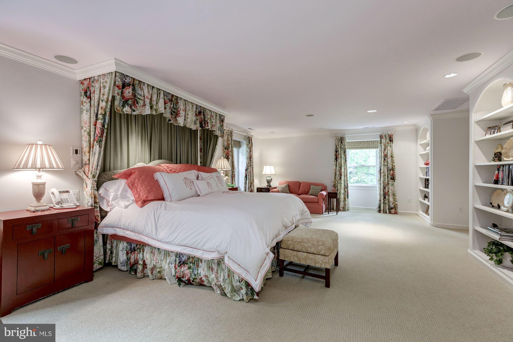 CHAIN BRIDGE FOREST - Residential