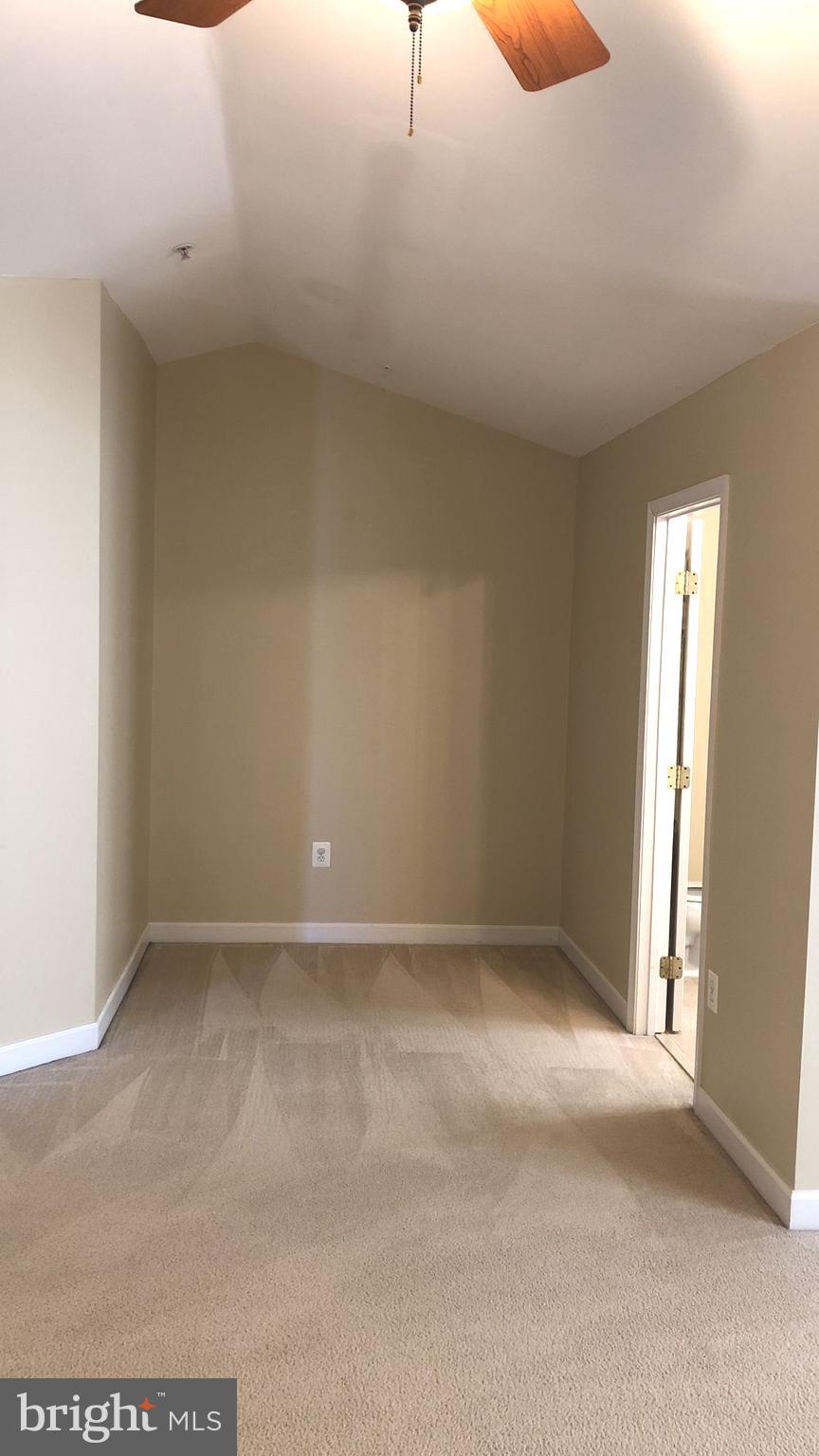 VILLAS ON WATERS EDGE - Residential Lease