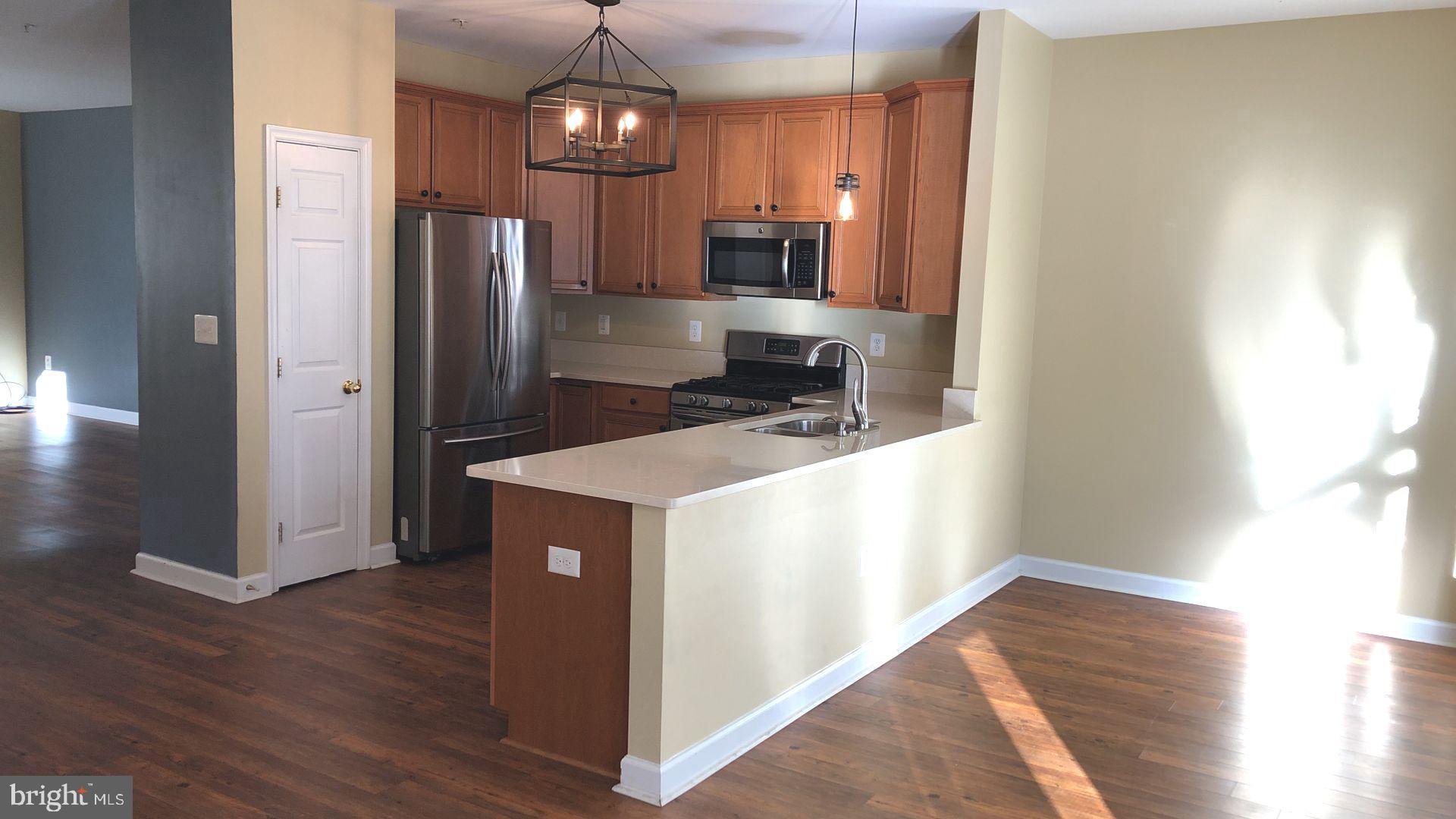 VILLAS ON WATERS EDGE - Residential Lease