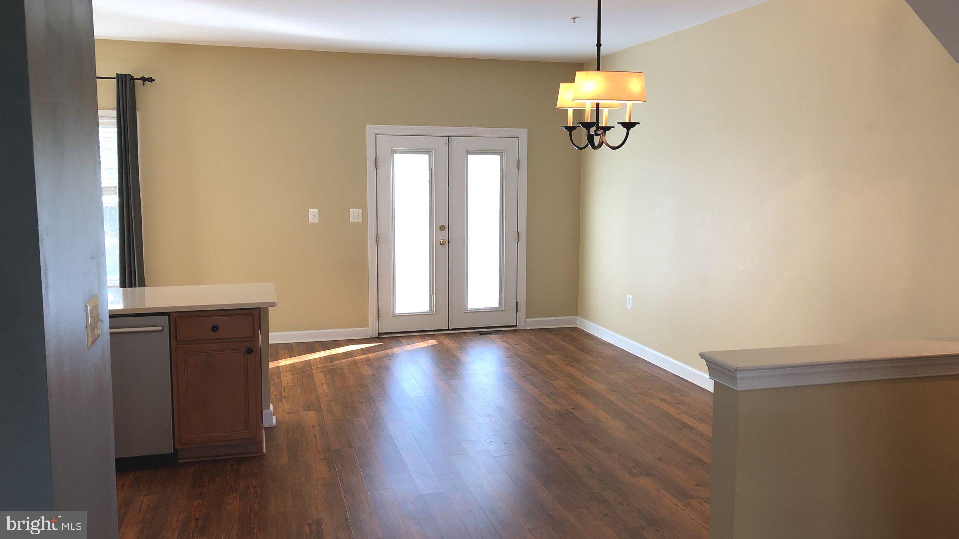 VILLAS ON WATERS EDGE - Residential Lease