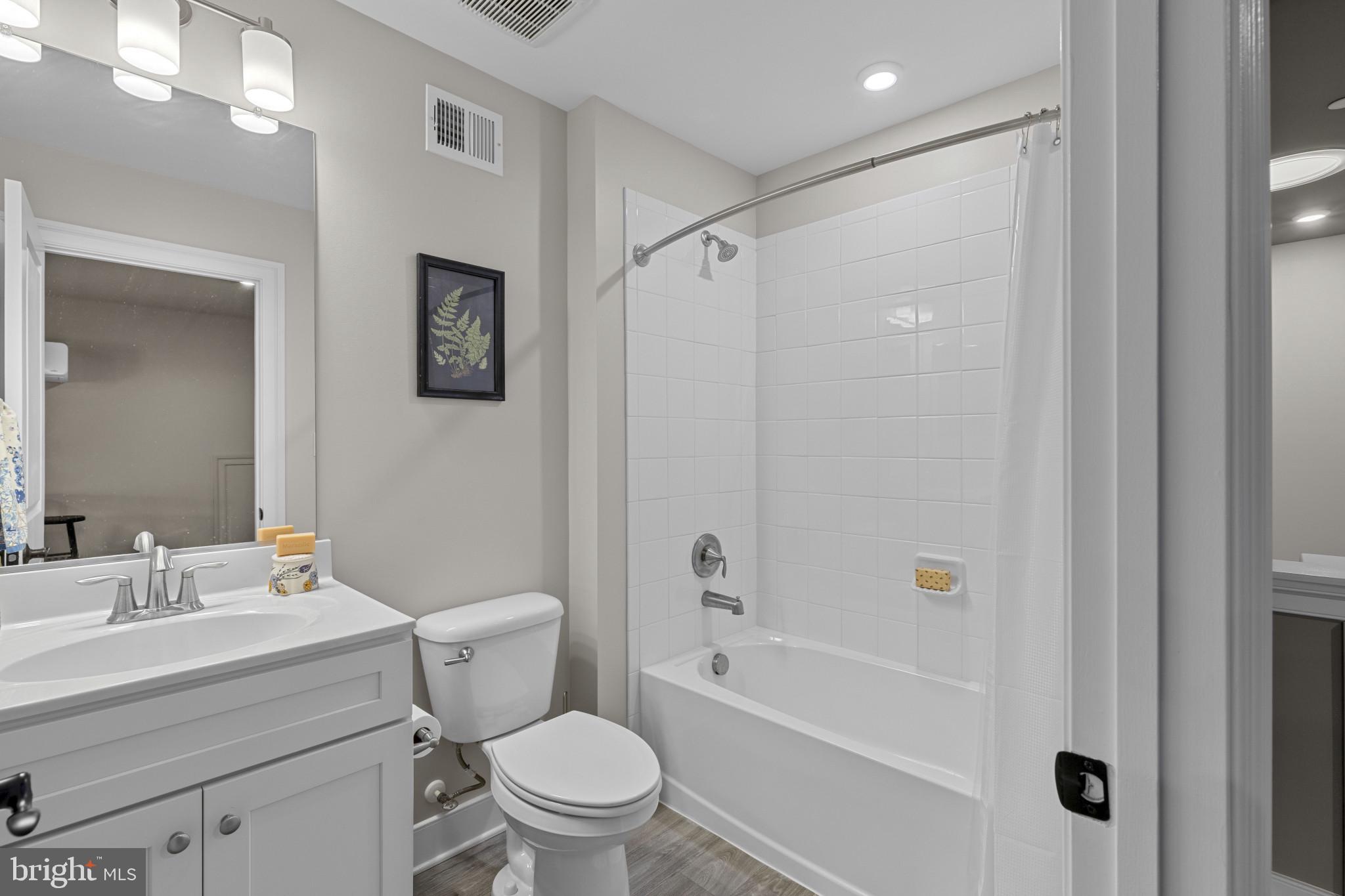 PROSPECT BAY - Residential