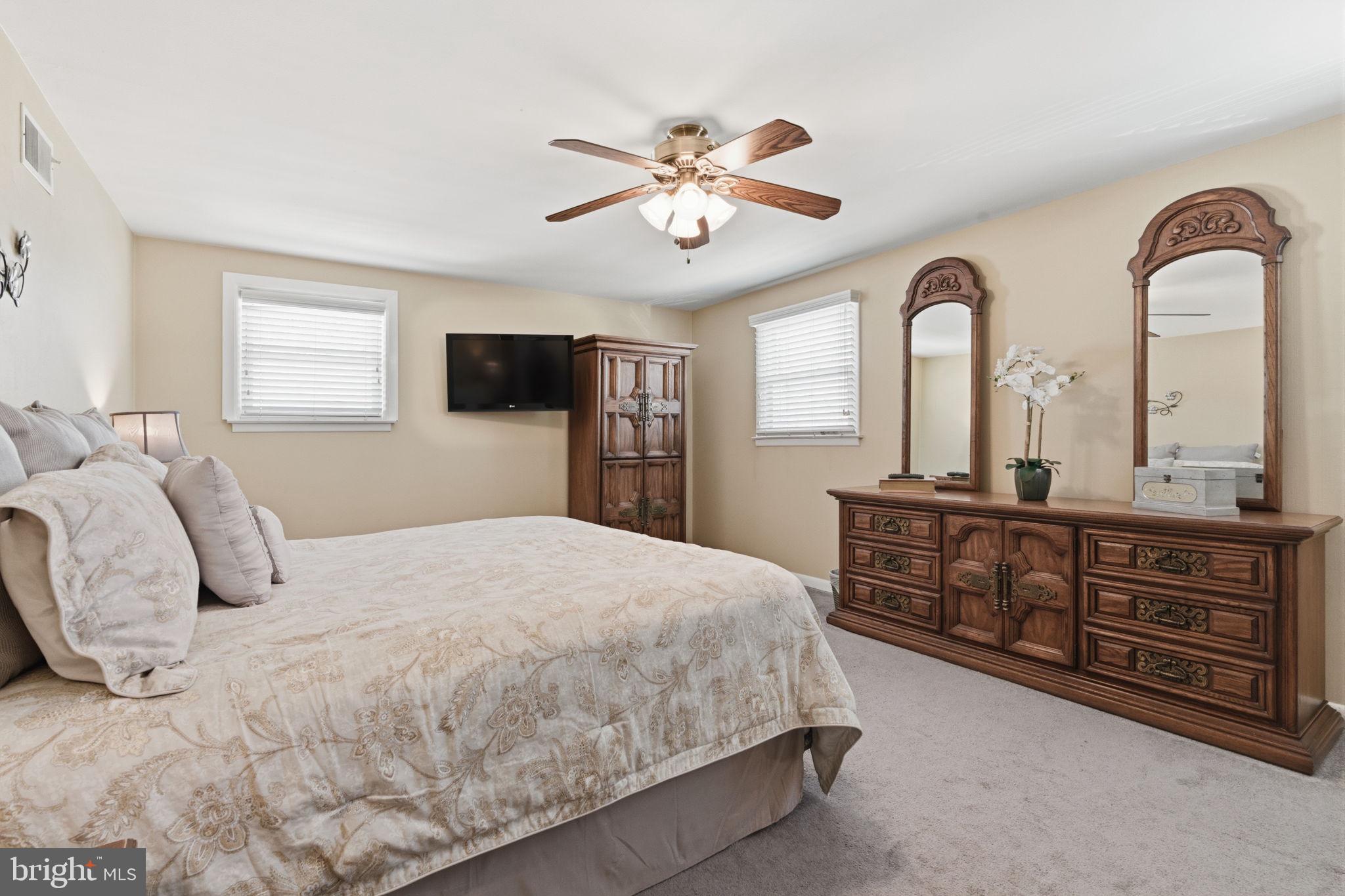 PINE VALLEY - Residential