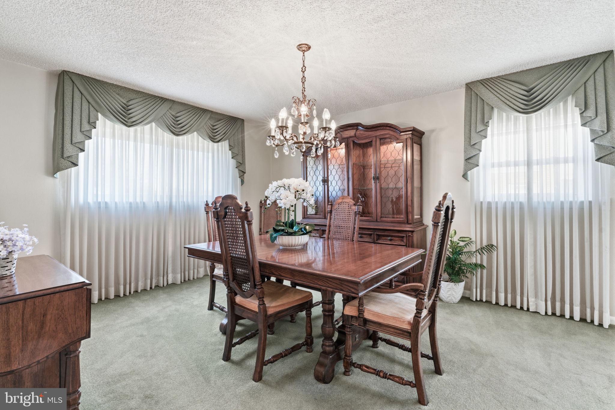 PINE VALLEY - Residential