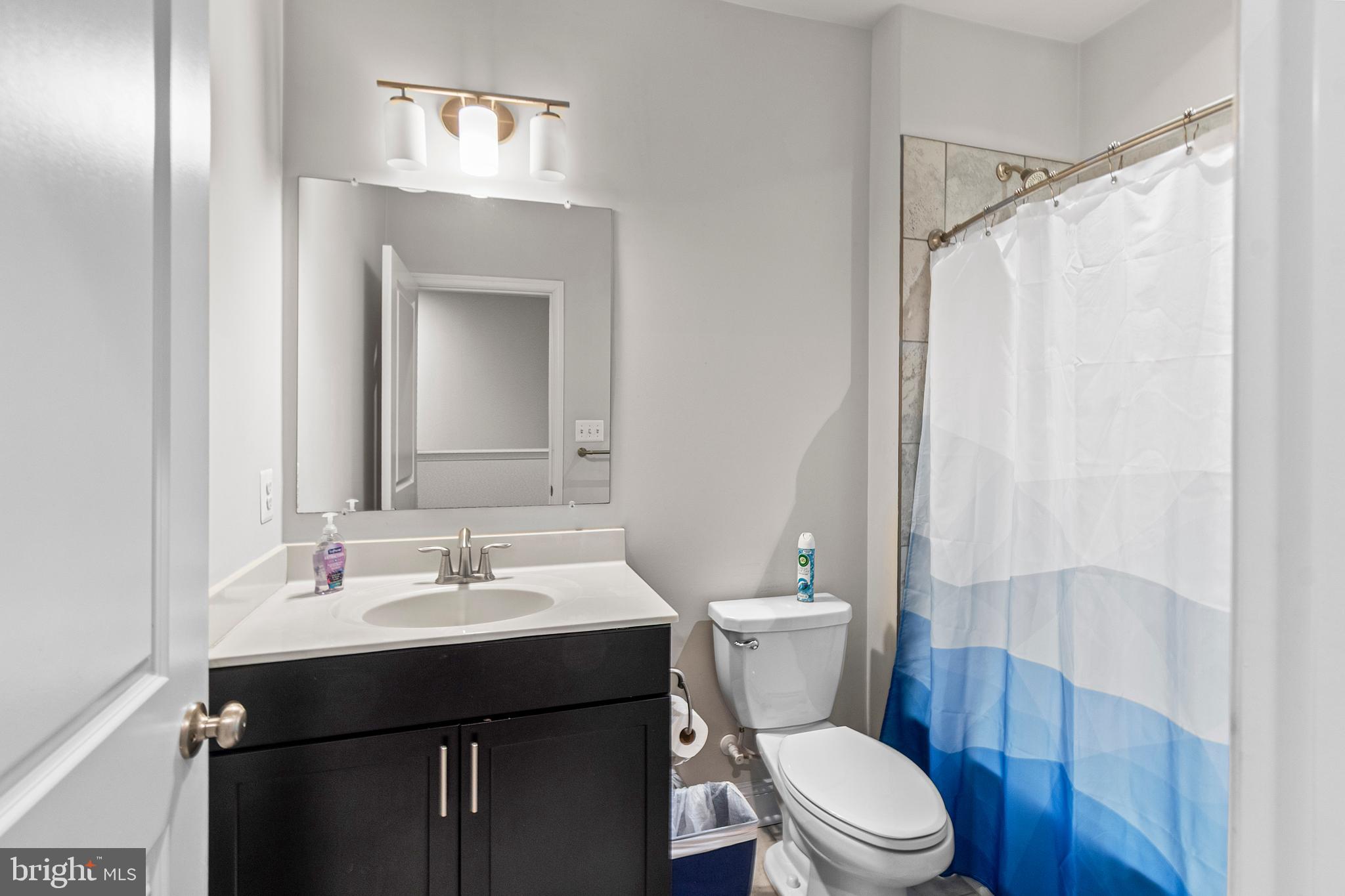 OXFORD SQUARE - Residential