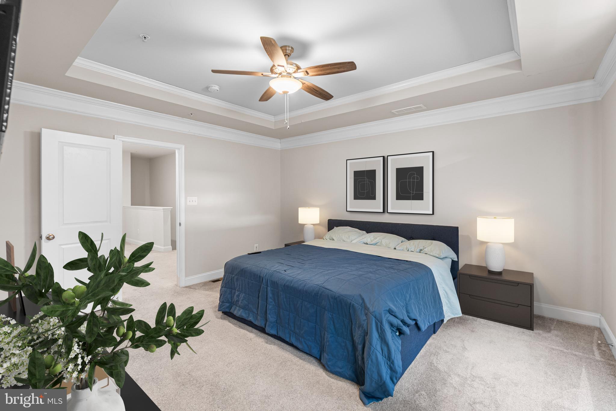 OXFORD SQUARE - Residential