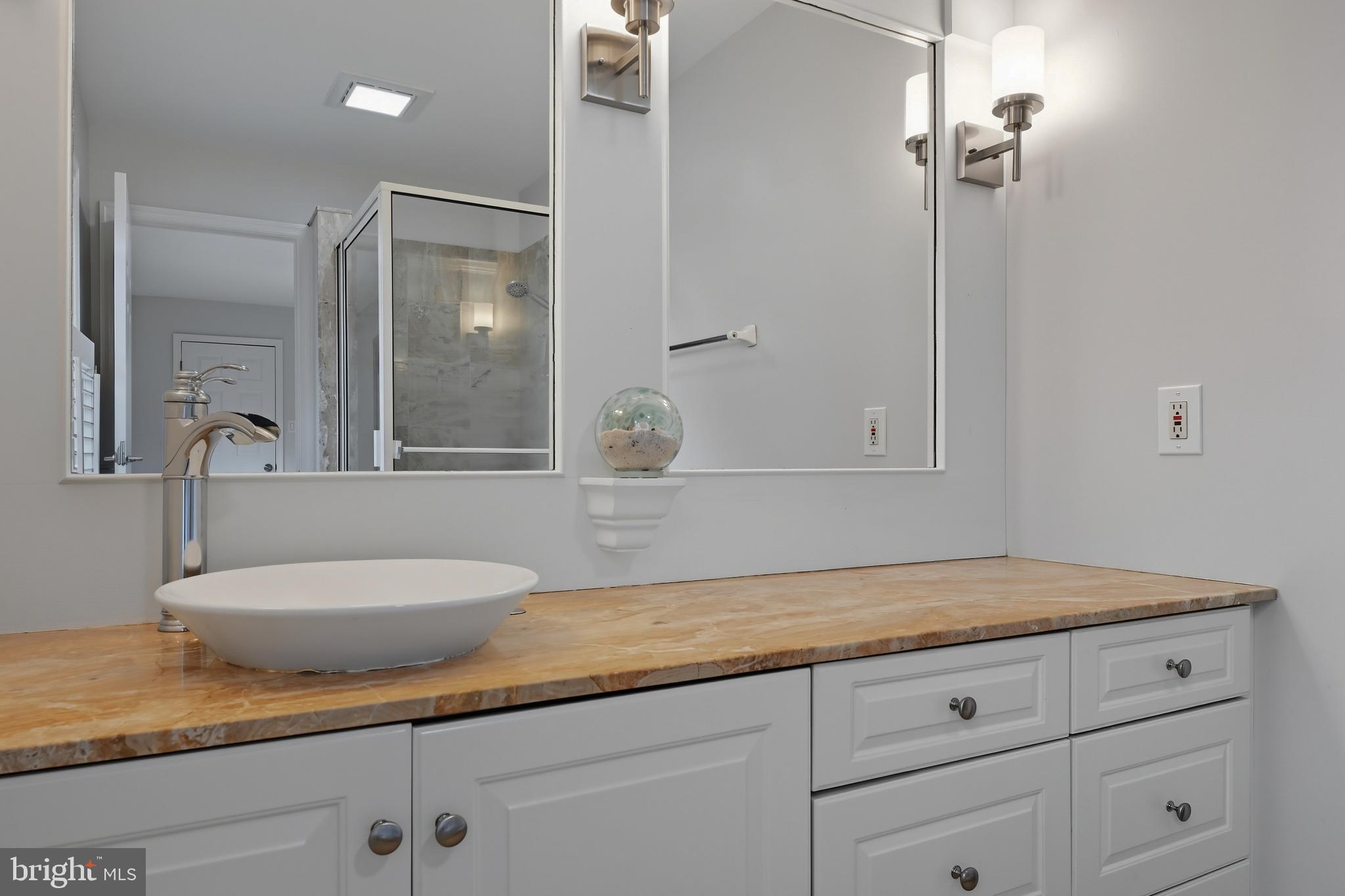 CAPE ST CLAIRE - Residential