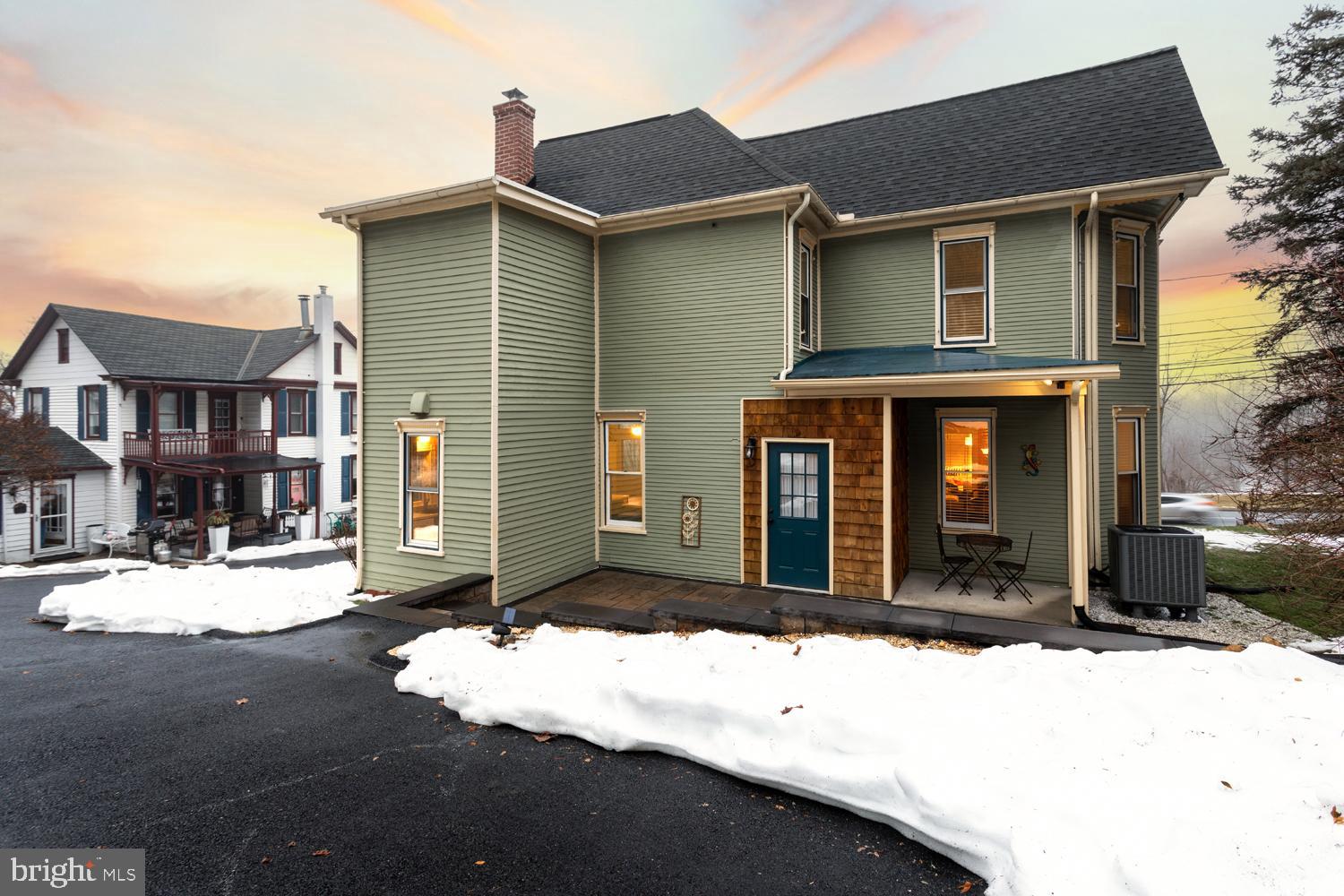 LITITZ PIKE - Residential