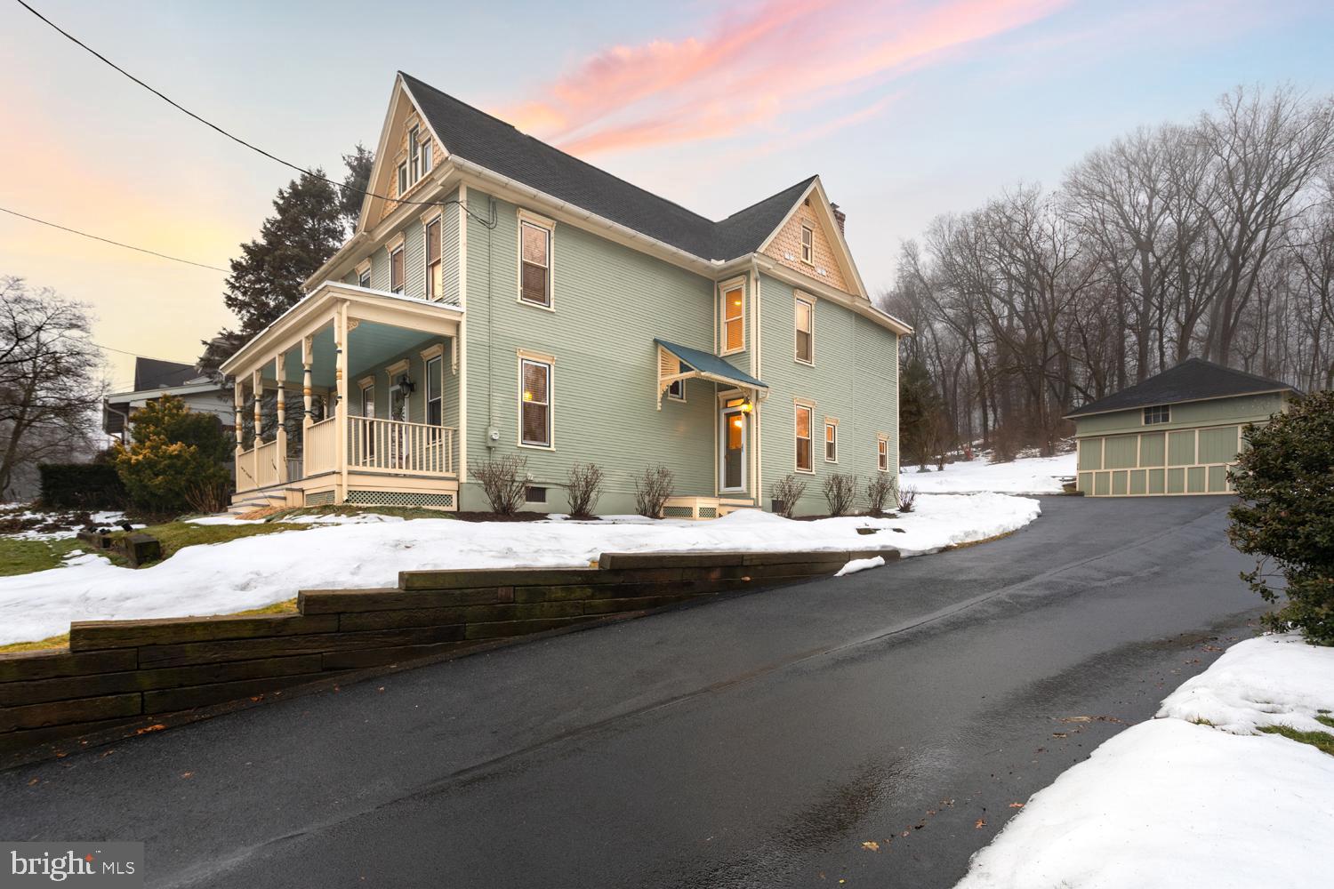 LITITZ PIKE - Residential